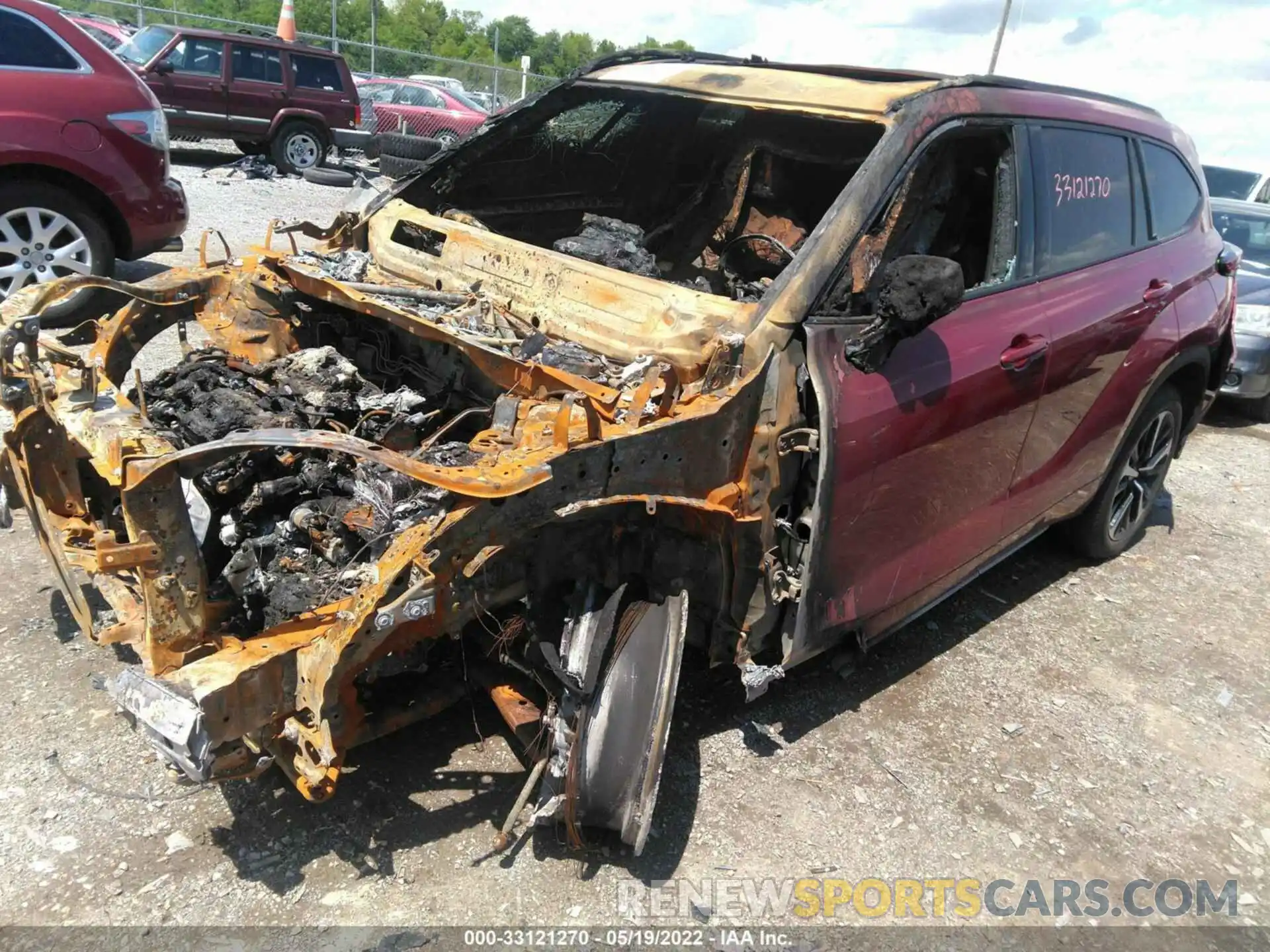 2 Photograph of a damaged car 5TDJZRBH9MS092973 TOYOTA HIGHLANDER 2021