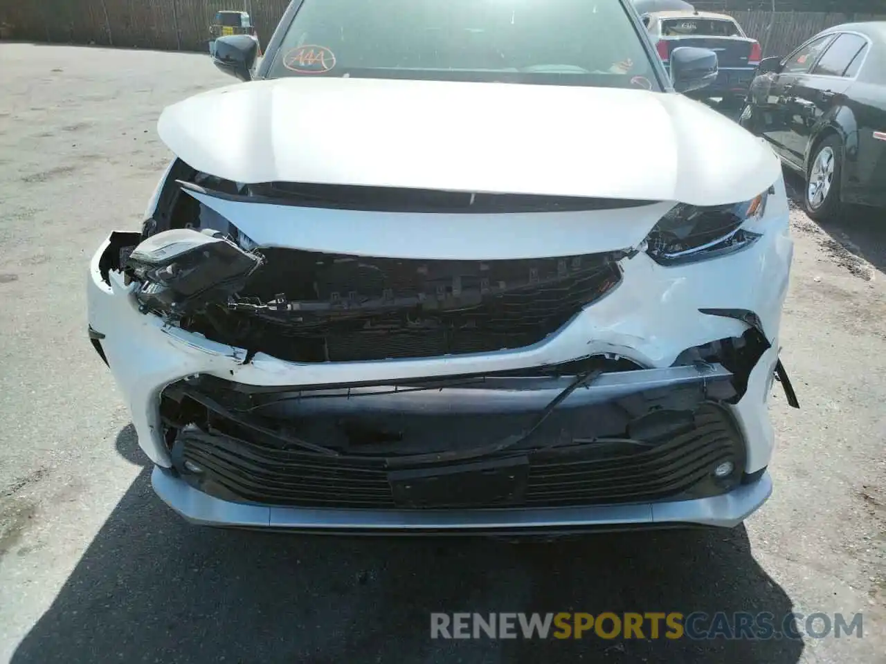 9 Photograph of a damaged car 5TDJZRBH9MS108301 TOYOTA HIGHLANDER 2021