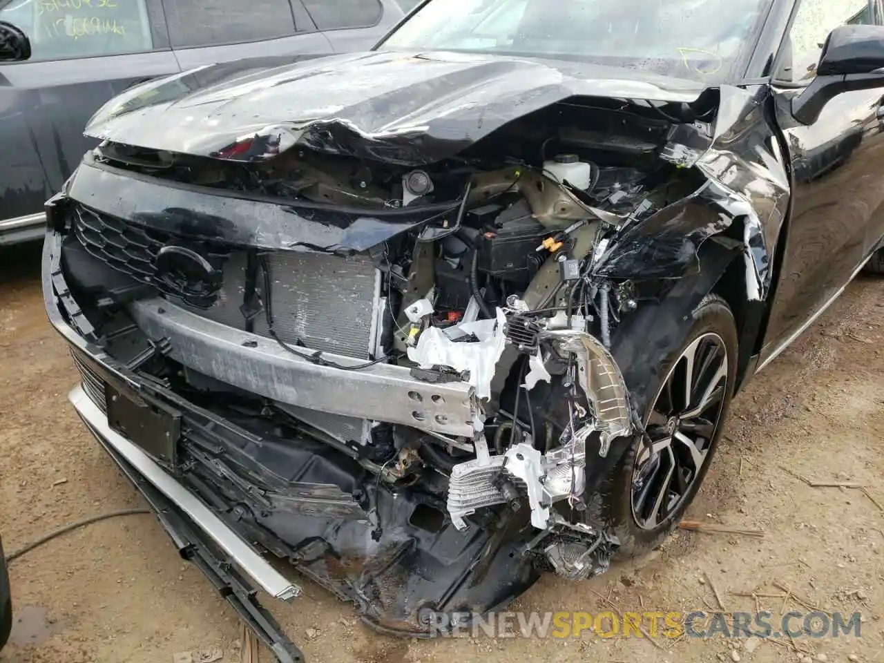 9 Photograph of a damaged car 5TDJZRBH9MS119136 TOYOTA HIGHLANDER 2021