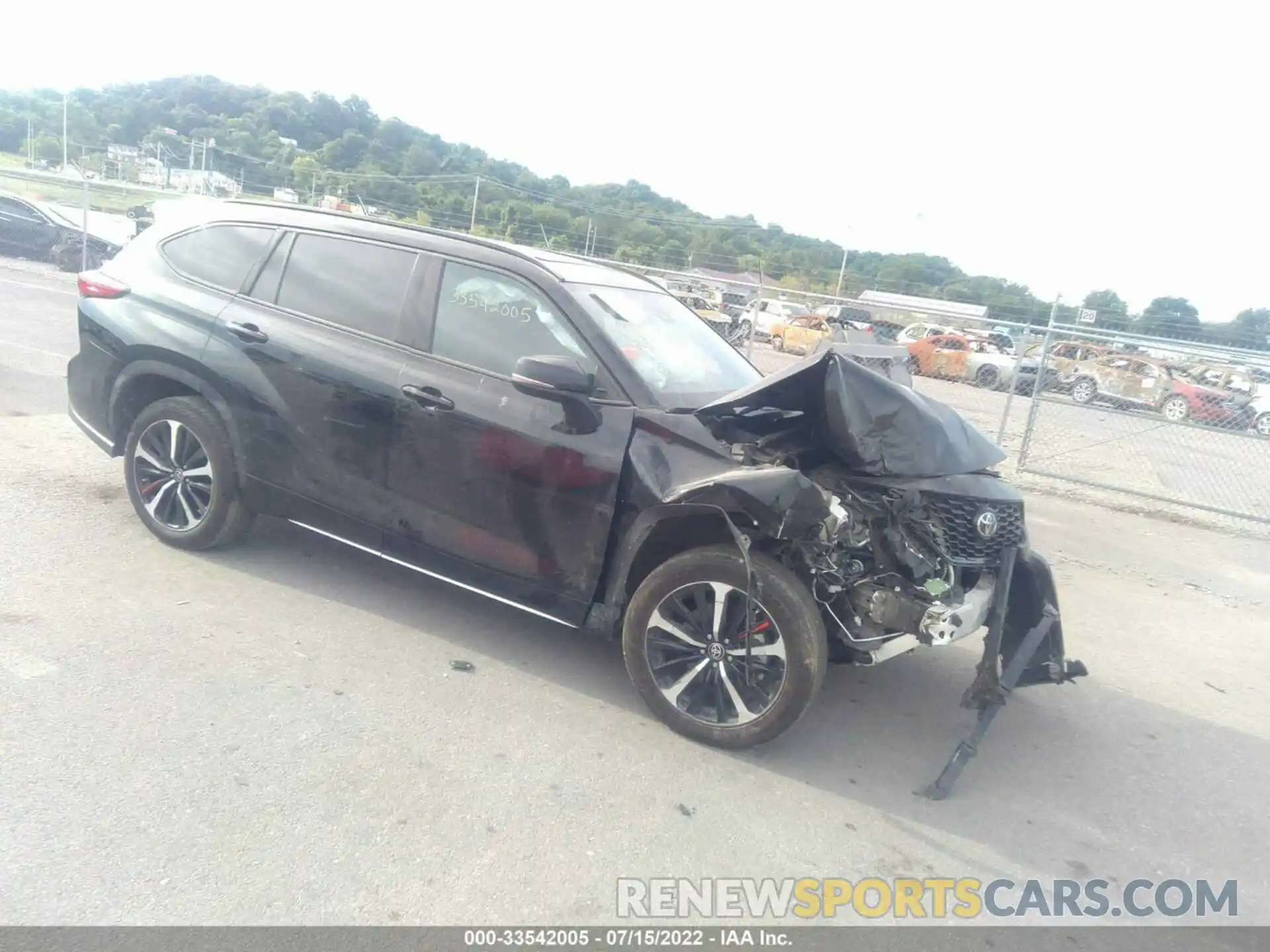 1 Photograph of a damaged car 5TDJZRBHXMS135619 TOYOTA HIGHLANDER 2021