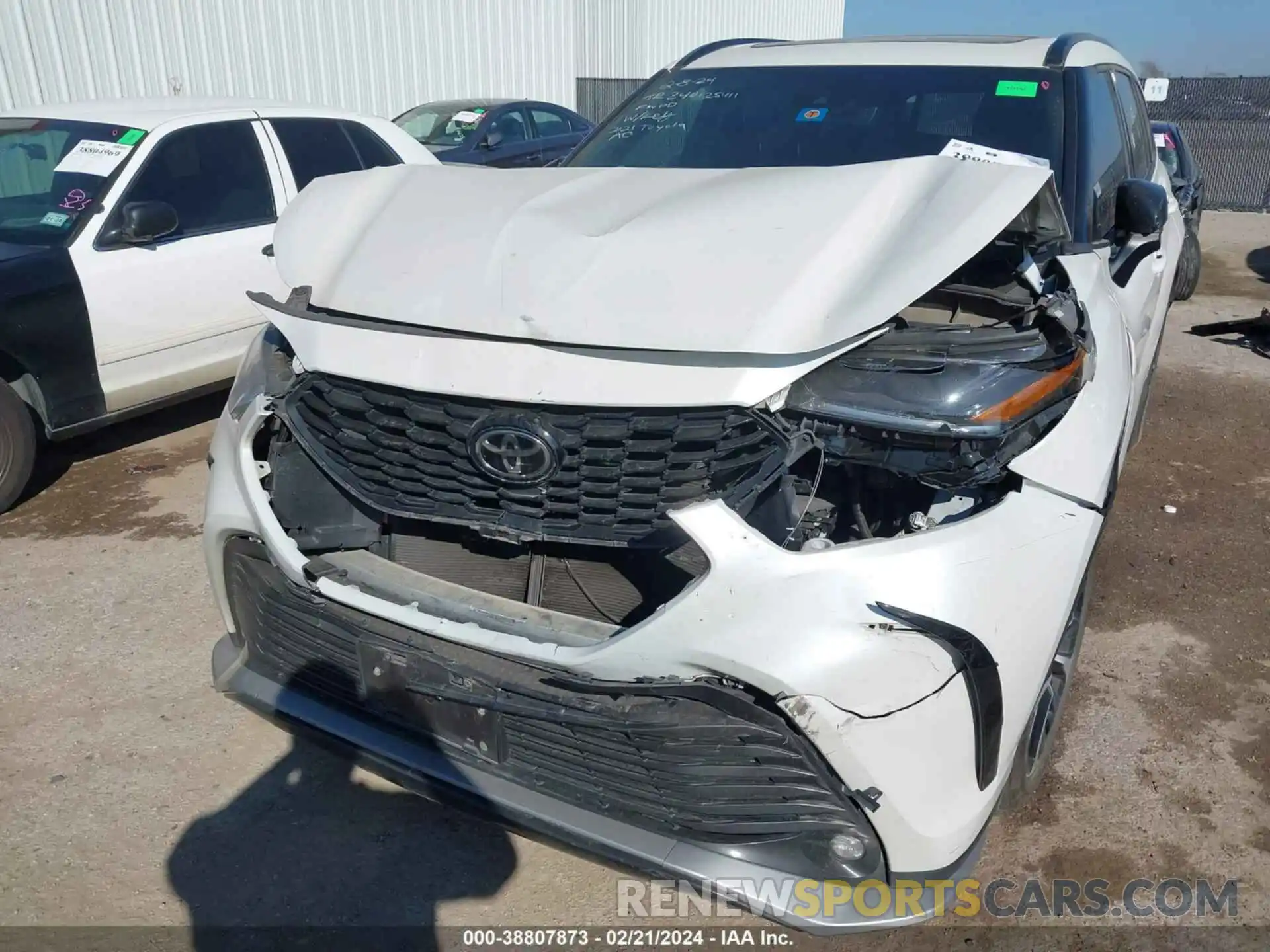 6 Photograph of a damaged car 5TDLZRAH1MS035516 TOYOTA HIGHLANDER 2021