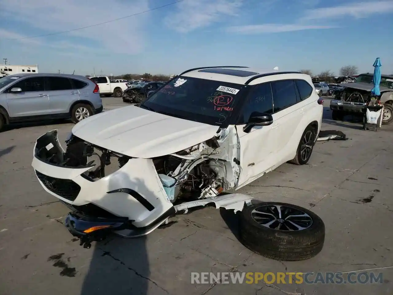 2 Photograph of a damaged car 5TDLZRAH2MS070355 TOYOTA HIGHLANDER 2021