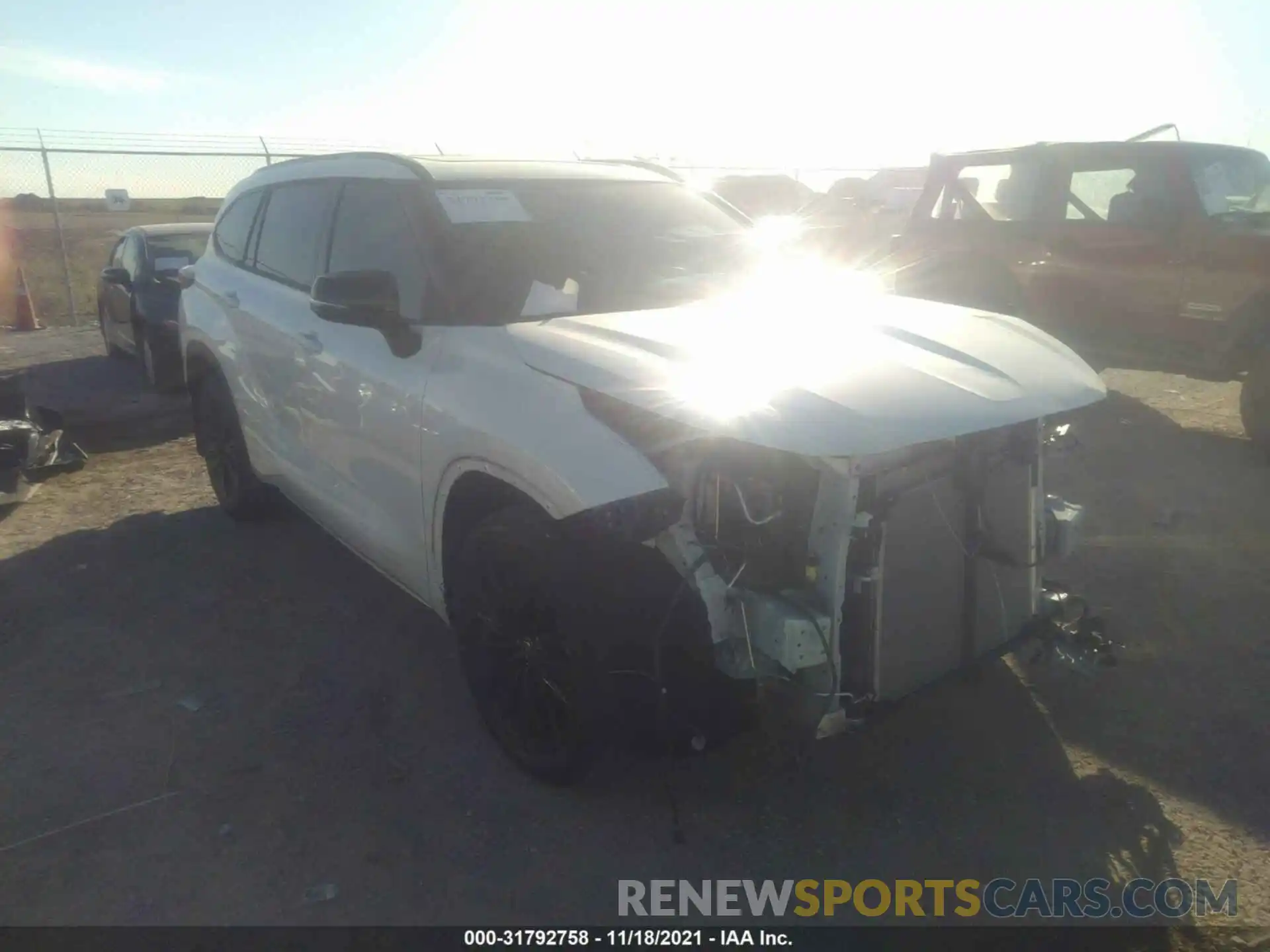 1 Photograph of a damaged car 5TDLZRAH2MS071697 TOYOTA HIGHLANDER 2021