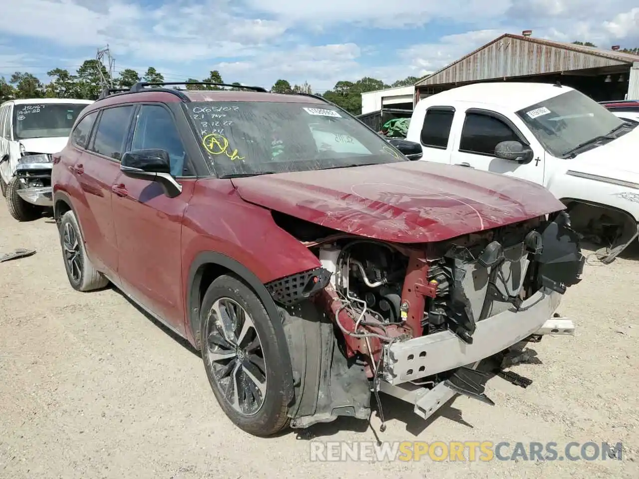 1 Photograph of a damaged car 5TDLZRAH3MS065102 TOYOTA HIGHLANDER 2021