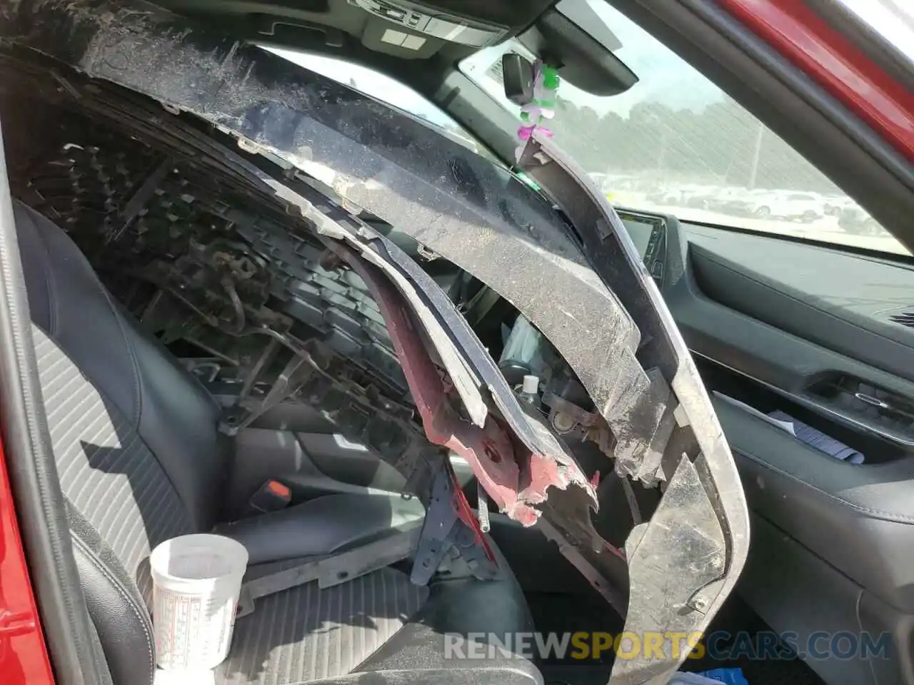 5 Photograph of a damaged car 5TDLZRAH3MS065102 TOYOTA HIGHLANDER 2021