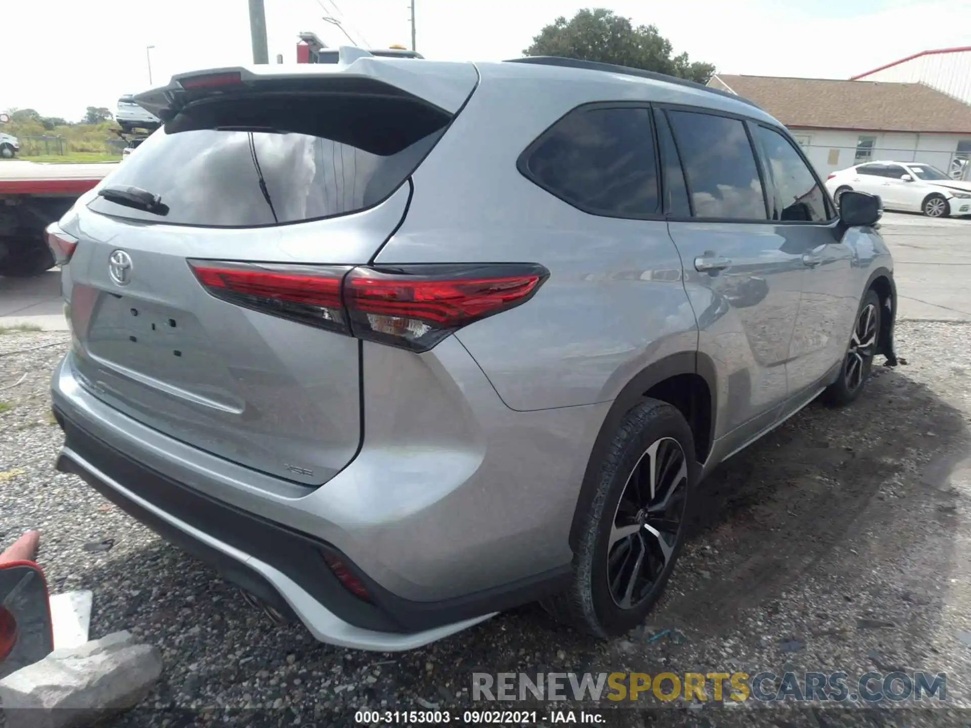 4 Photograph of a damaged car 5TDLZRAH4MS051323 TOYOTA HIGHLANDER 2021