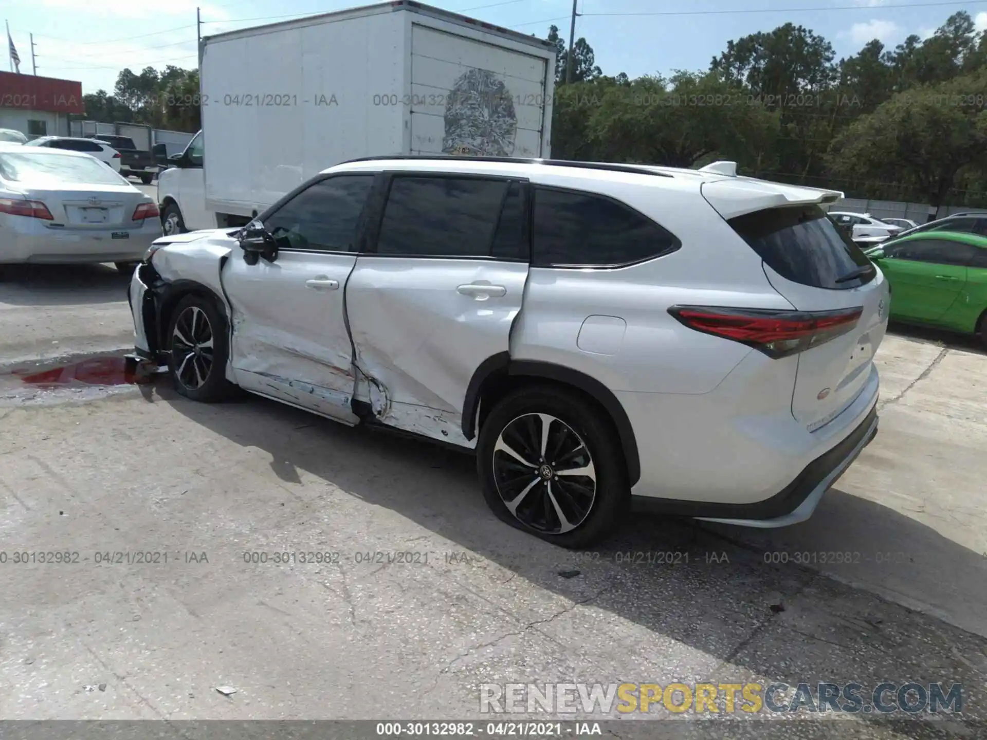 3 Photograph of a damaged car 5TDLZRAH6MS048858 TOYOTA HIGHLANDER 2021