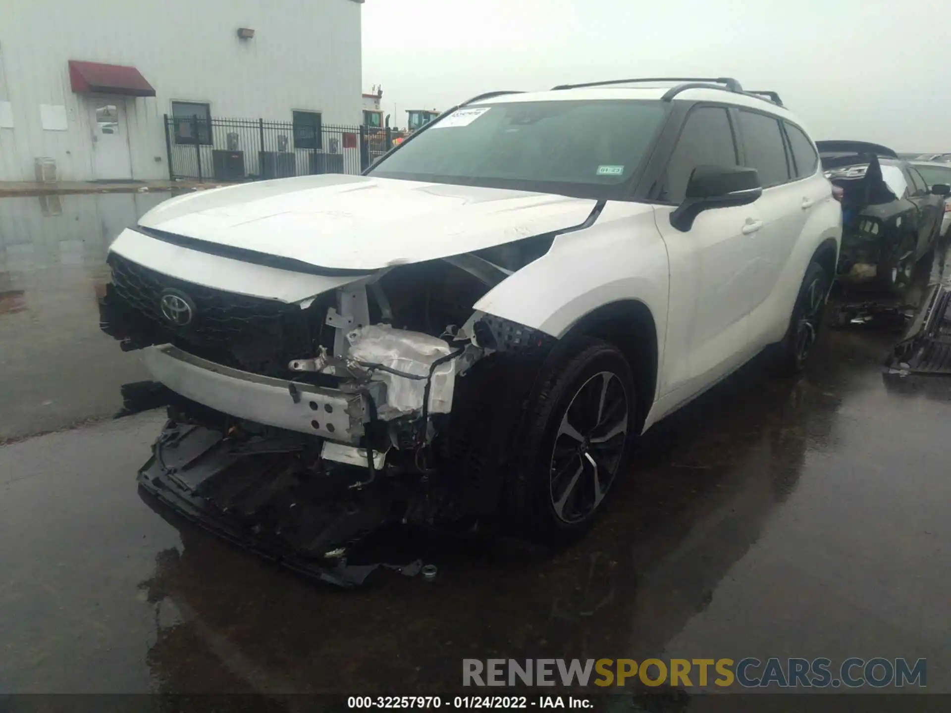 2 Photograph of a damaged car 5TDLZRAH7MS048111 TOYOTA HIGHLANDER 2021