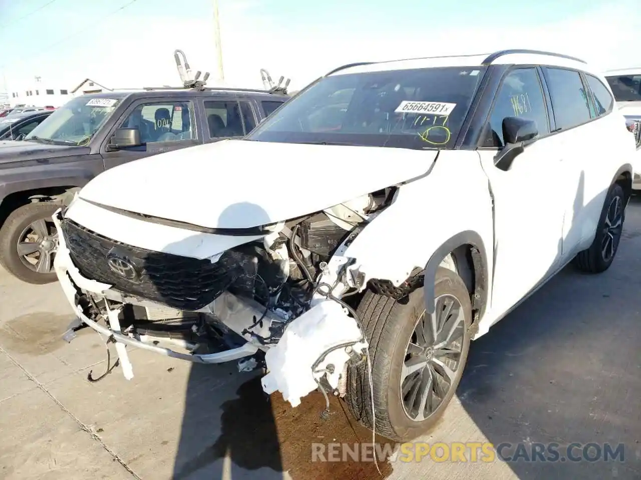 2 Photograph of a damaged car 5TDLZRAH8MS067539 TOYOTA HIGHLANDER 2021