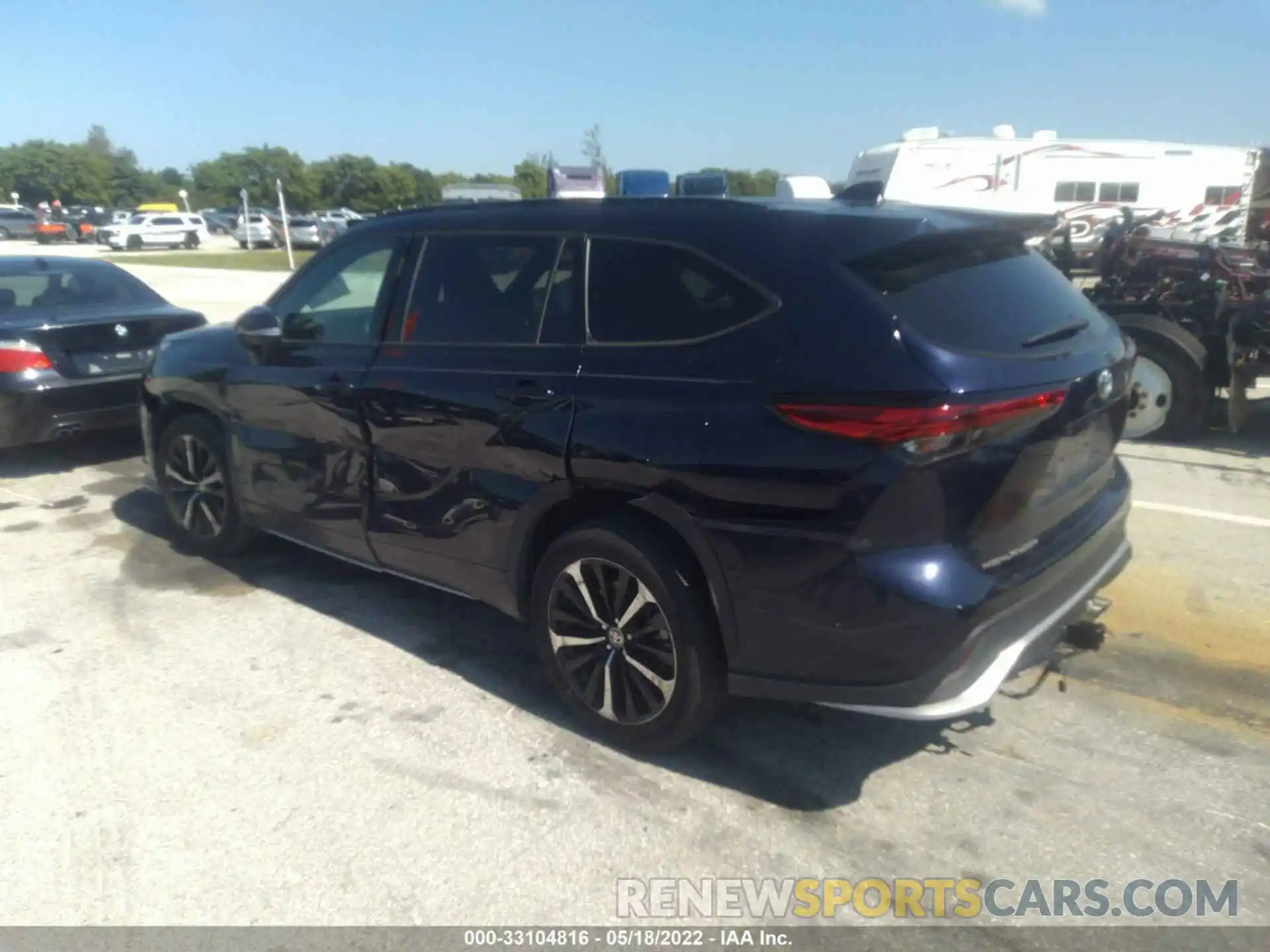 3 Photograph of a damaged car 5TDLZRAHXMS043601 TOYOTA HIGHLANDER 2021