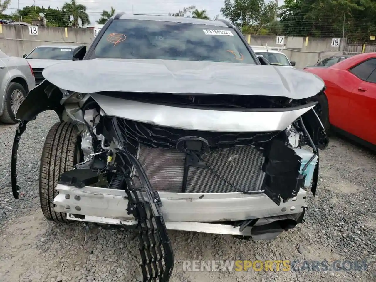 9 Photograph of a damaged car 5TDLZRAHXMS086903 TOYOTA HIGHLANDER 2021