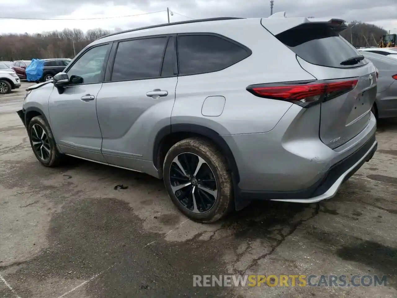 2 Photograph of a damaged car 5TDLZRBH0MS092448 TOYOTA HIGHLANDER 2021