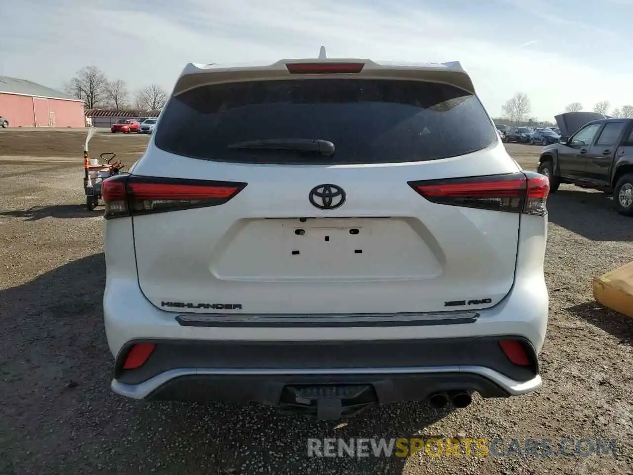 6 Photograph of a damaged car 5TDLZRBH4MS082330 TOYOTA HIGHLANDER 2021