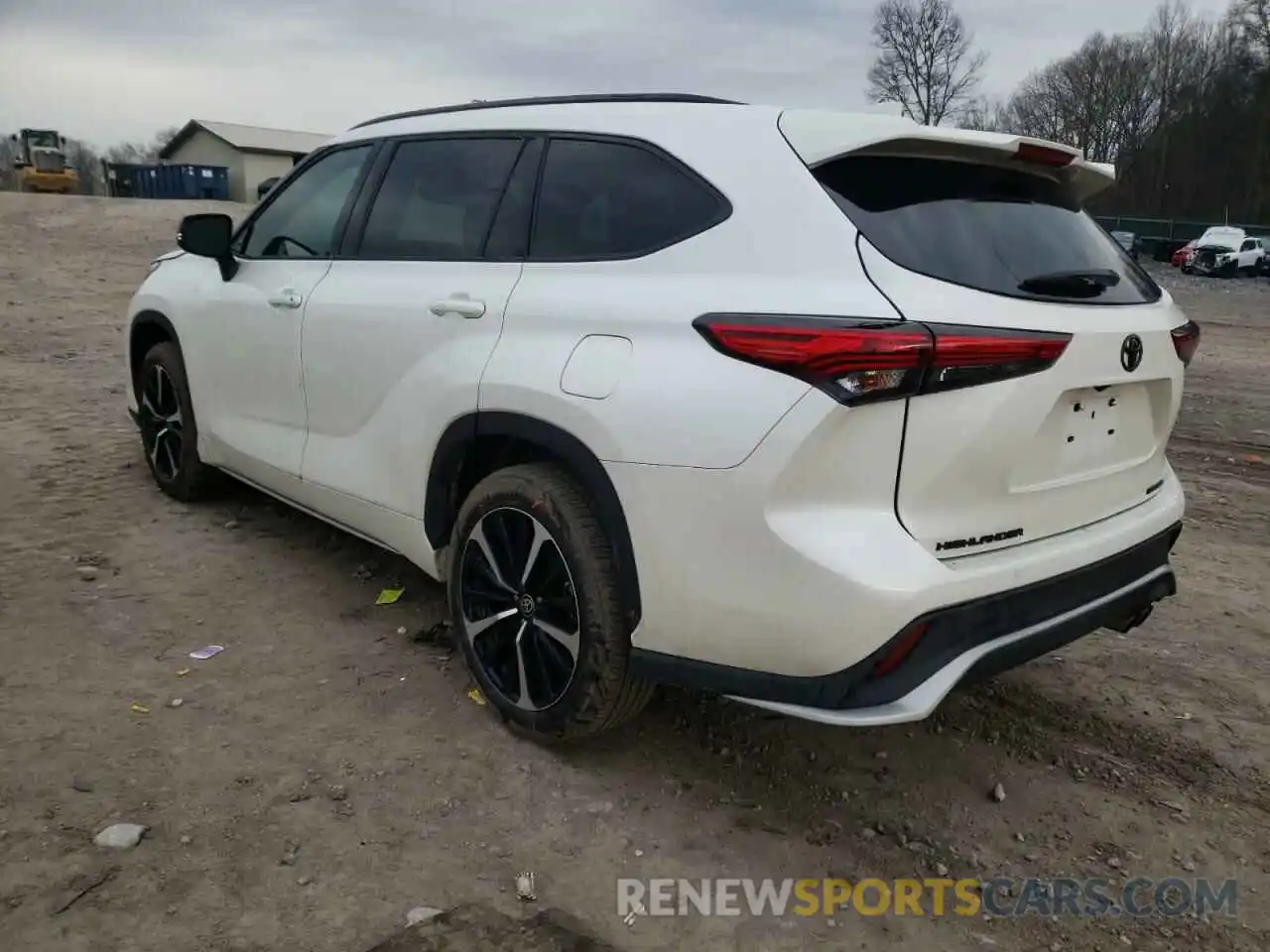 3 Photograph of a damaged car 5TDLZRBH6MS092986 TOYOTA HIGHLANDER 2021