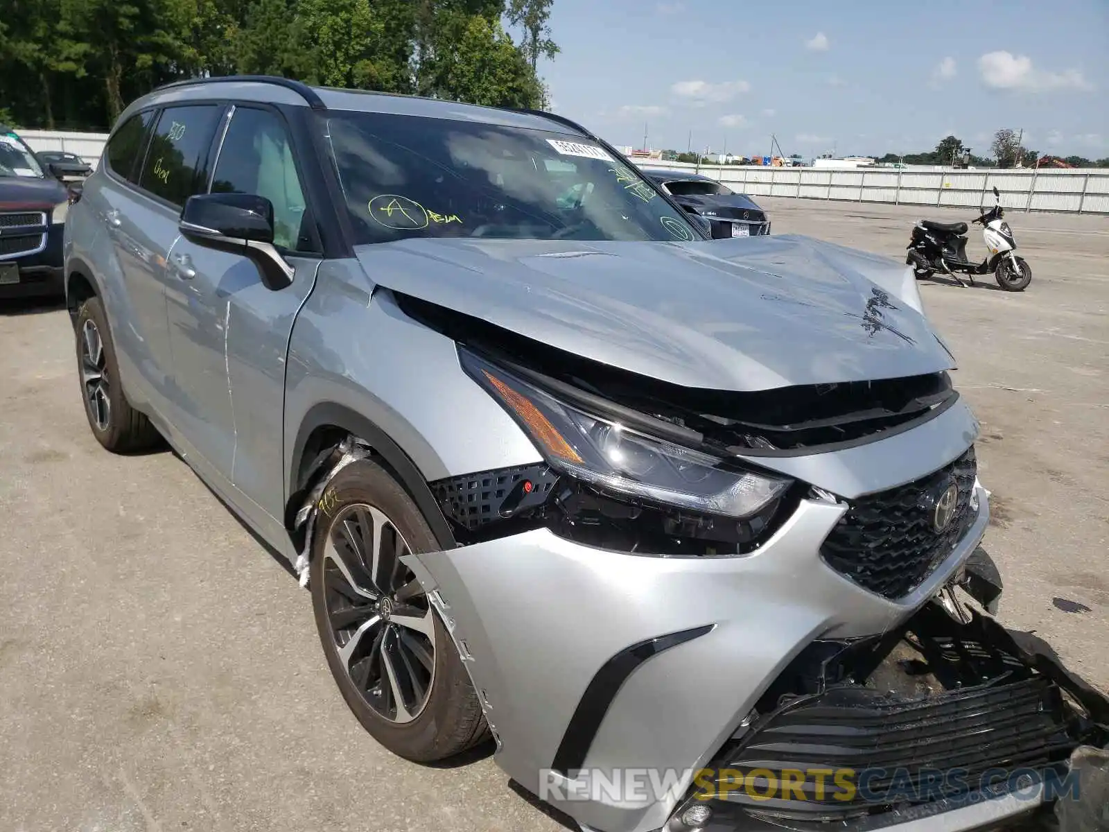 1 Photograph of a damaged car 5TDLZRBH6MS105560 TOYOTA HIGHLANDER 2021