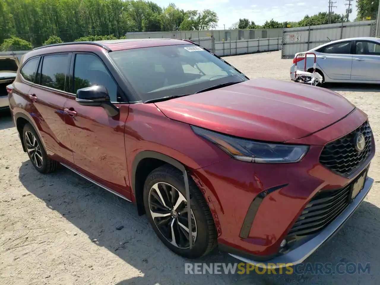 1 Photograph of a damaged car 5TDLZRBH6MS155861 TOYOTA HIGHLANDER 2021