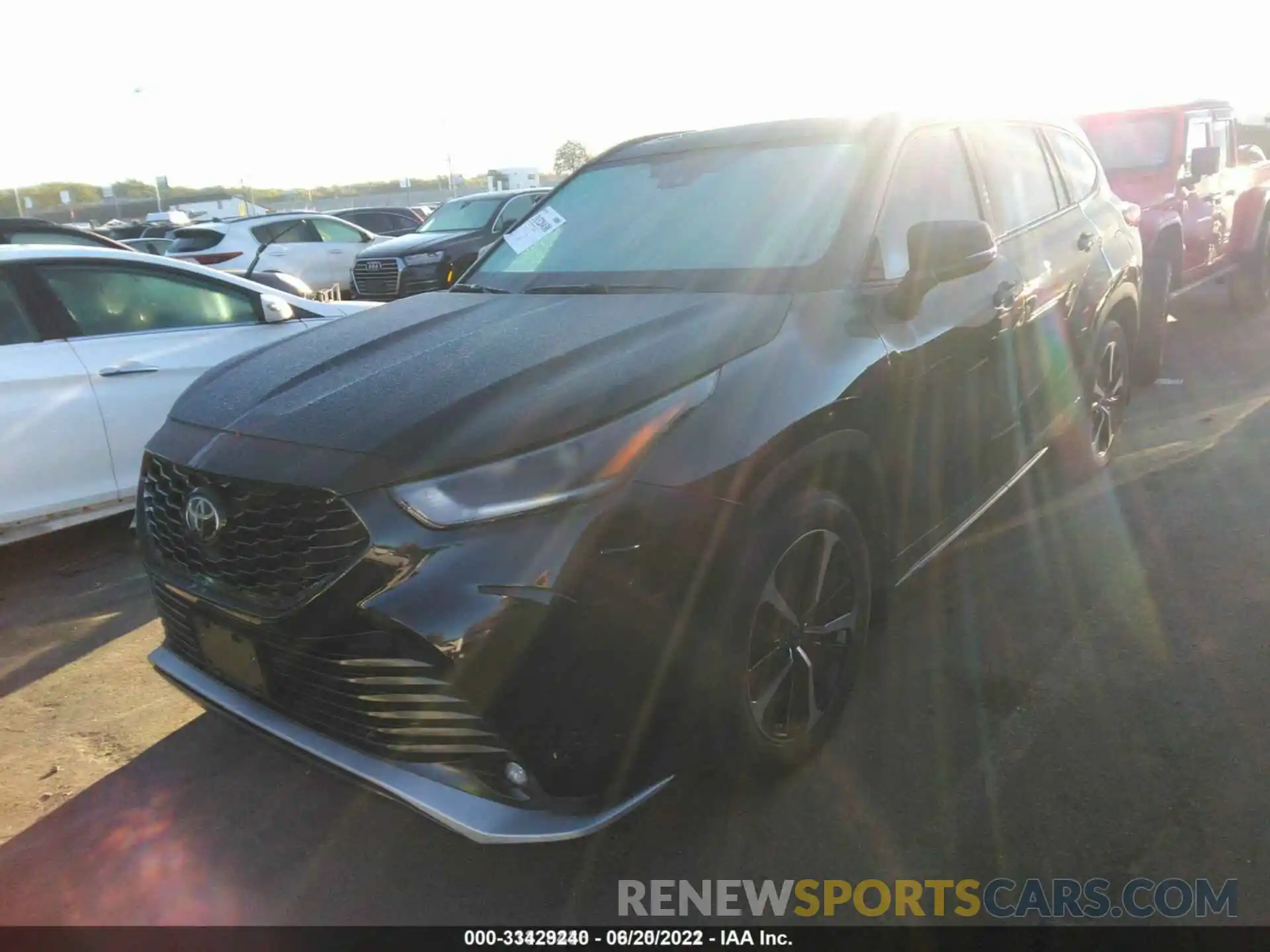 2 Photograph of a damaged car 5TDLZRBH8MS100697 TOYOTA HIGHLANDER 2021