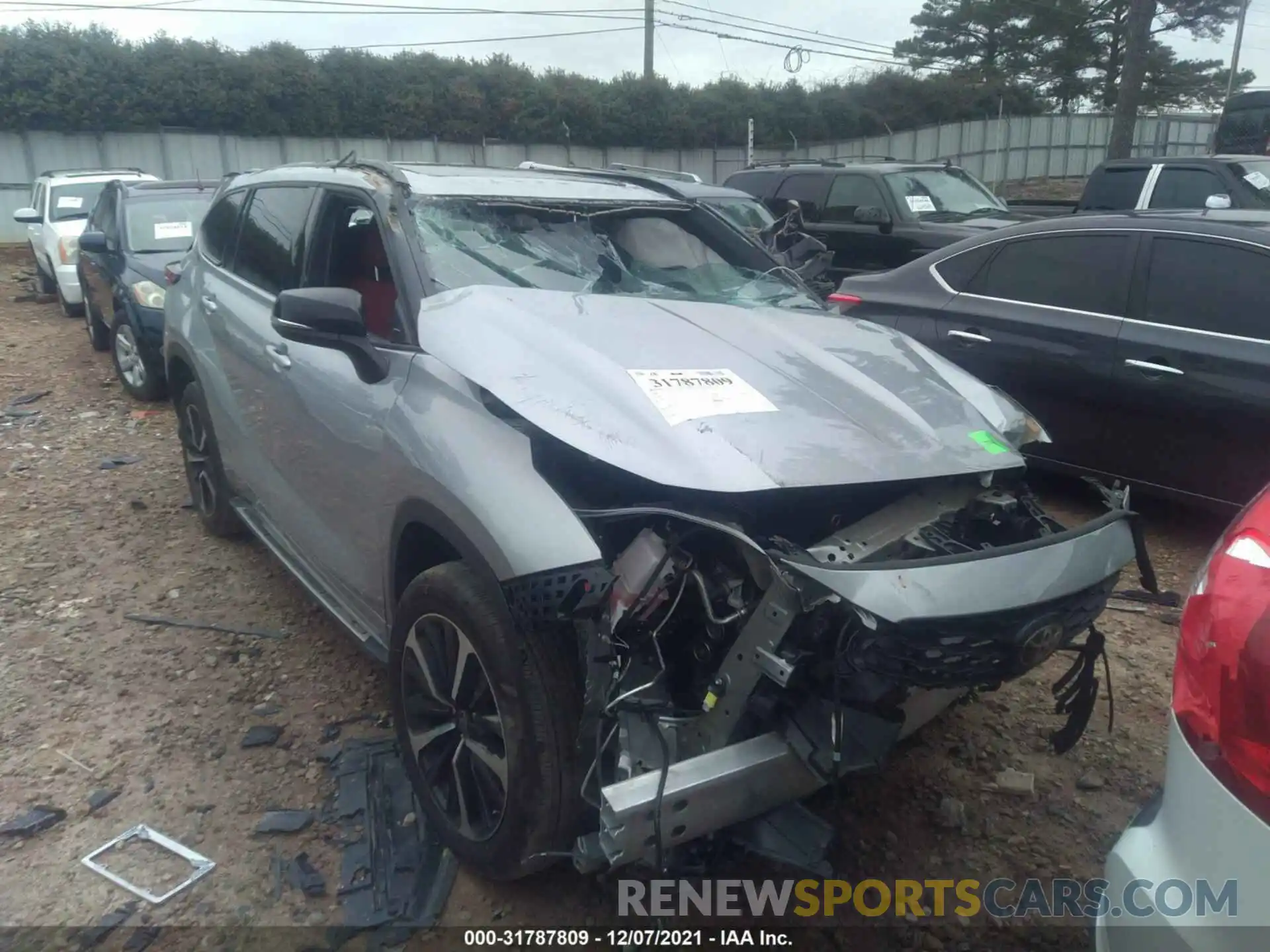 6 Photograph of a damaged car 5TDLZRBH8MS103082 TOYOTA HIGHLANDER 2021