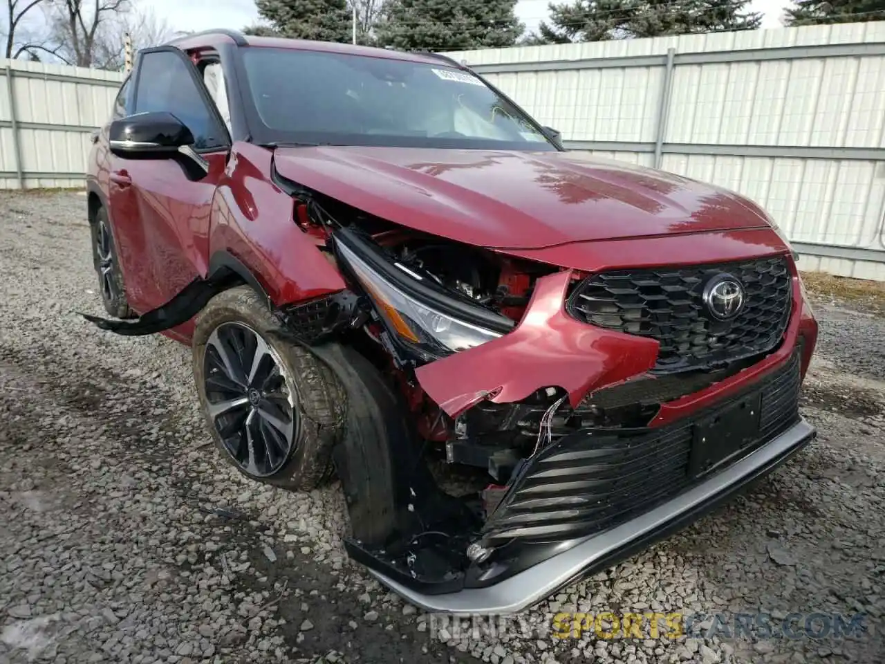 1 Photograph of a damaged car 5TDLZRBHXMS112737 TOYOTA HIGHLANDER 2021