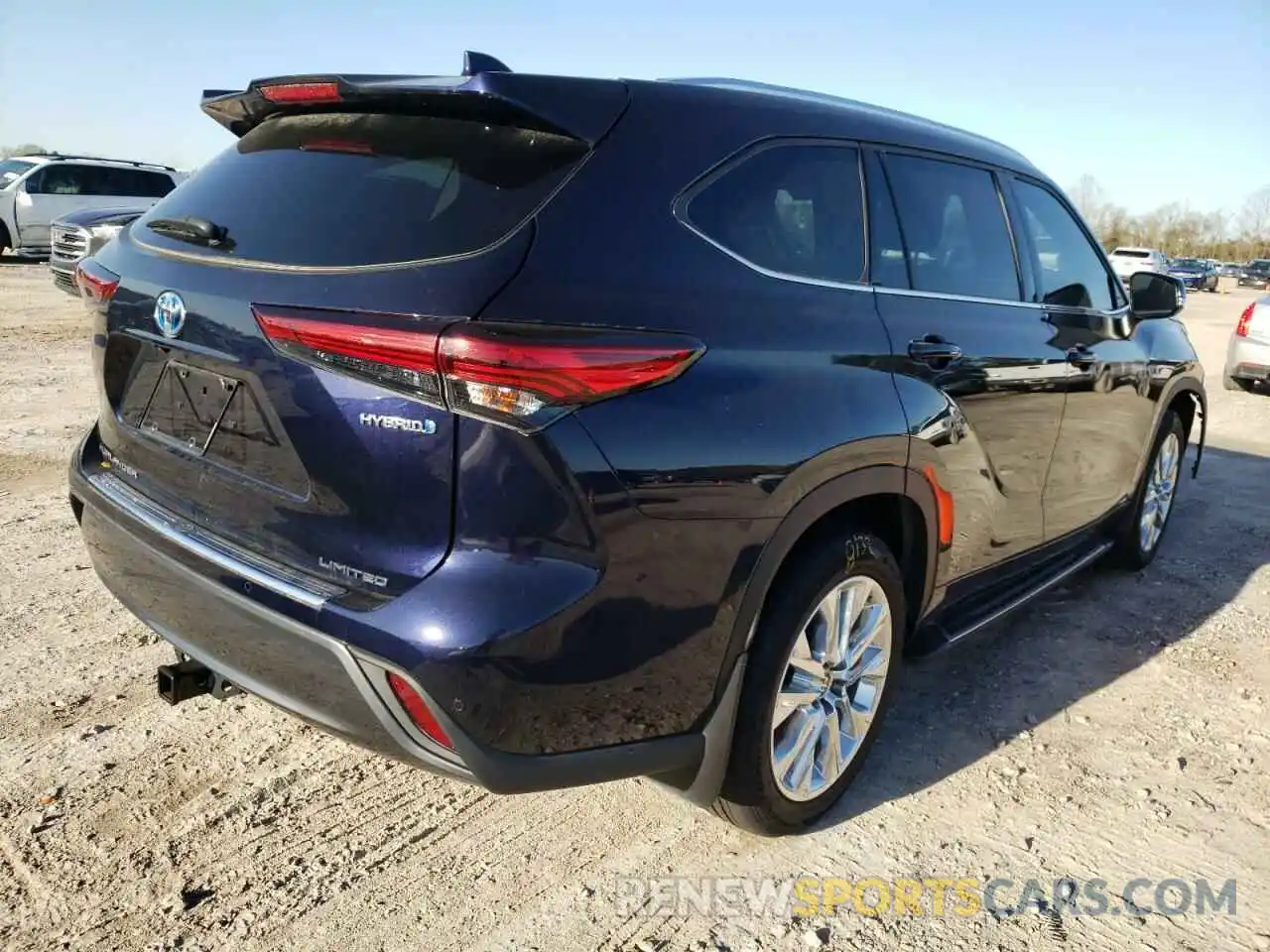 4 Photograph of a damaged car 5TDXBRCH0MS016202 TOYOTA HIGHLANDER 2021