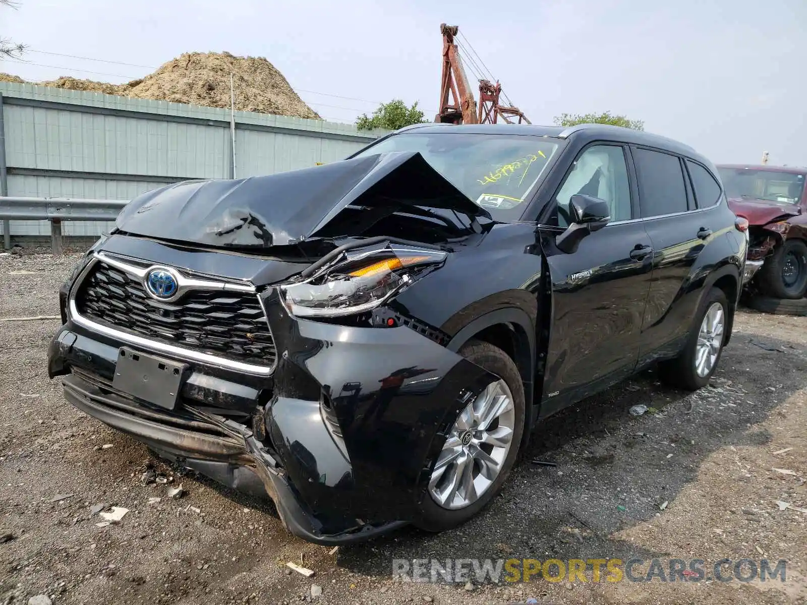 2 Photograph of a damaged car 5TDXBRCH2MS526308 TOYOTA HIGHLANDER 2021