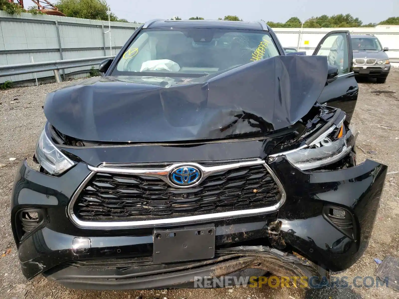 7 Photograph of a damaged car 5TDXBRCH2MS526308 TOYOTA HIGHLANDER 2021