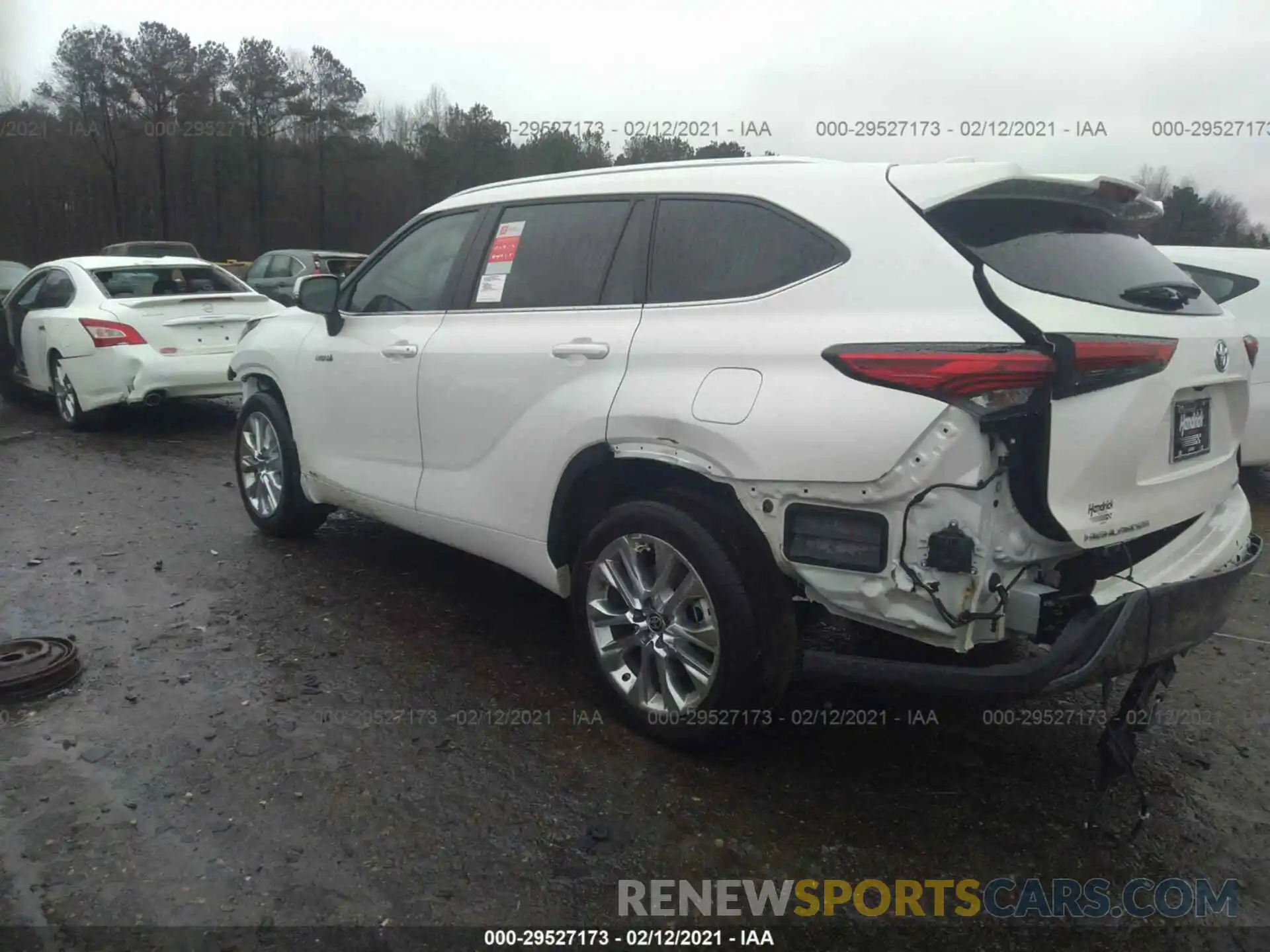 3 Photograph of a damaged car 5TDXBRCH4MS522695 TOYOTA HIGHLANDER 2021