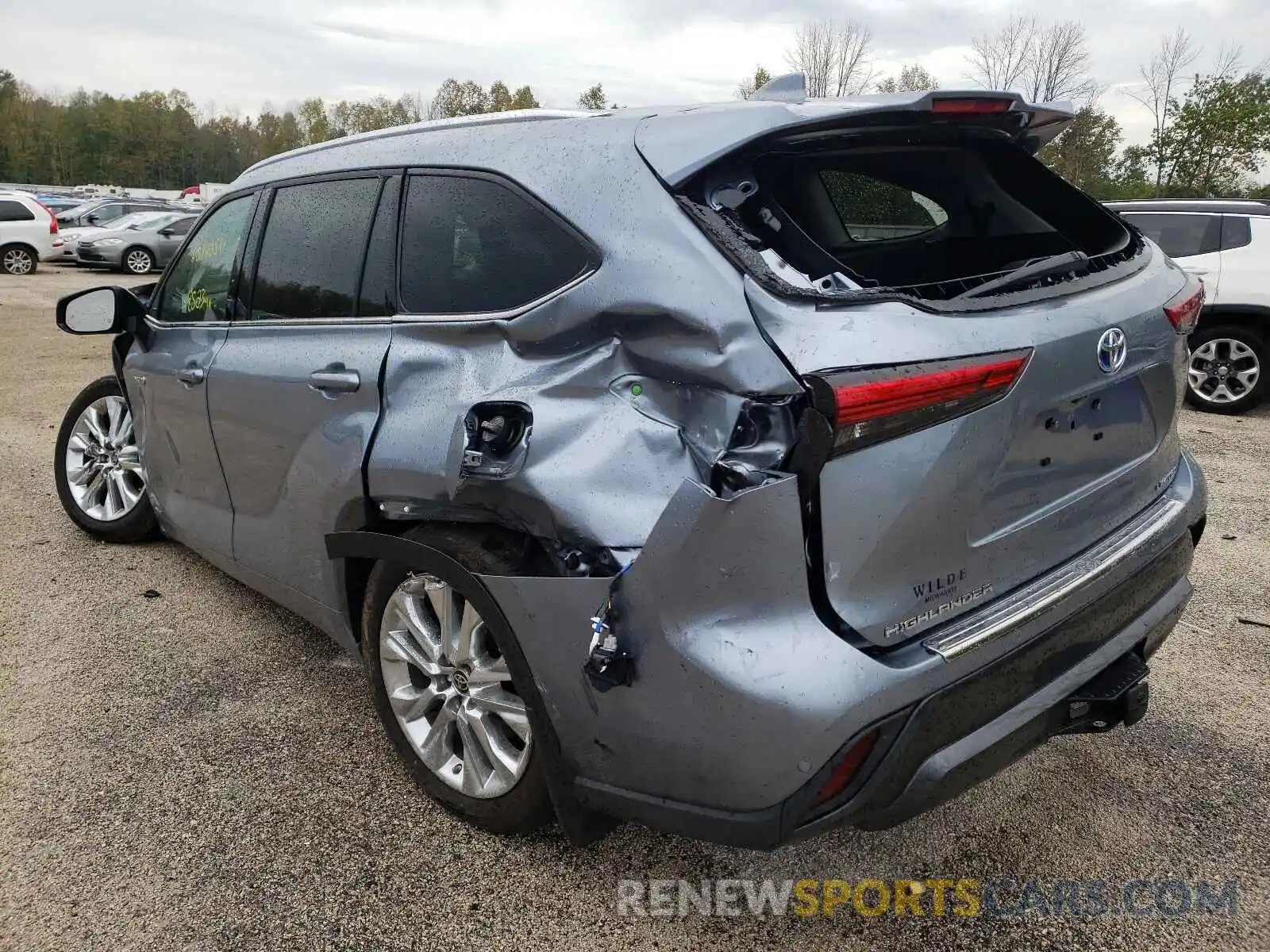 3 Photograph of a damaged car 5TDXBRCH6MS054825 TOYOTA HIGHLANDER 2021