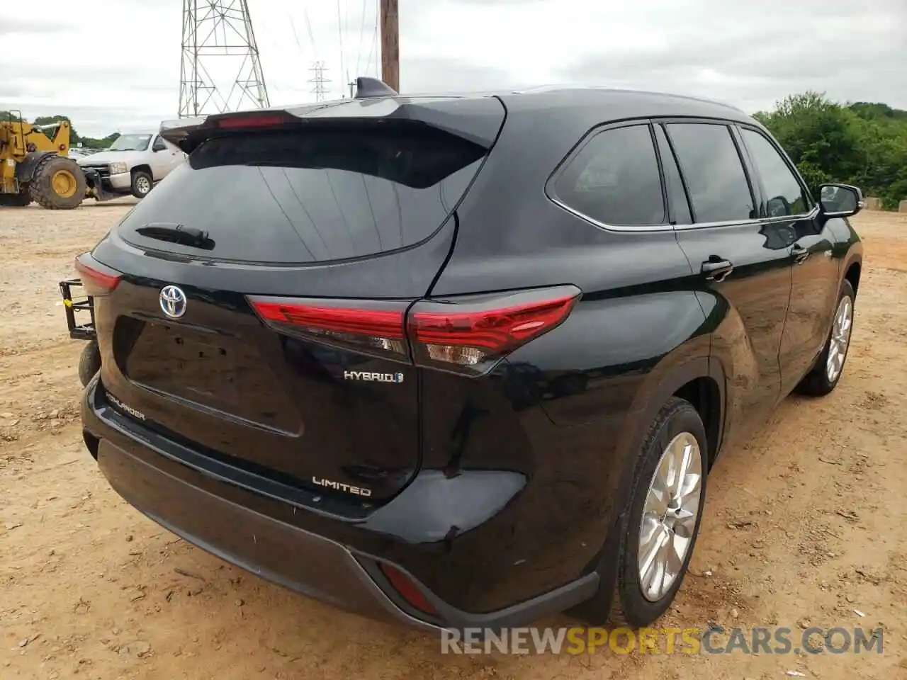 4 Photograph of a damaged car 5TDXBRCH7MS524845 TOYOTA HIGHLANDER 2021