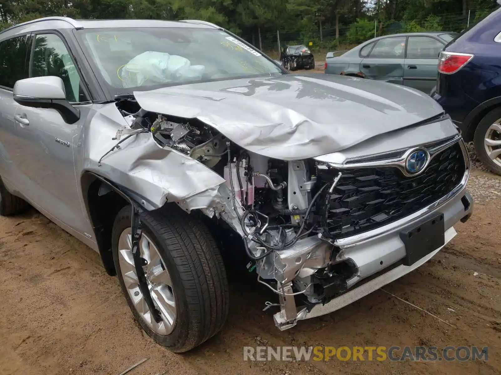 9 Photograph of a damaged car 5TDXBRCH7MS528264 TOYOTA HIGHLANDER 2021