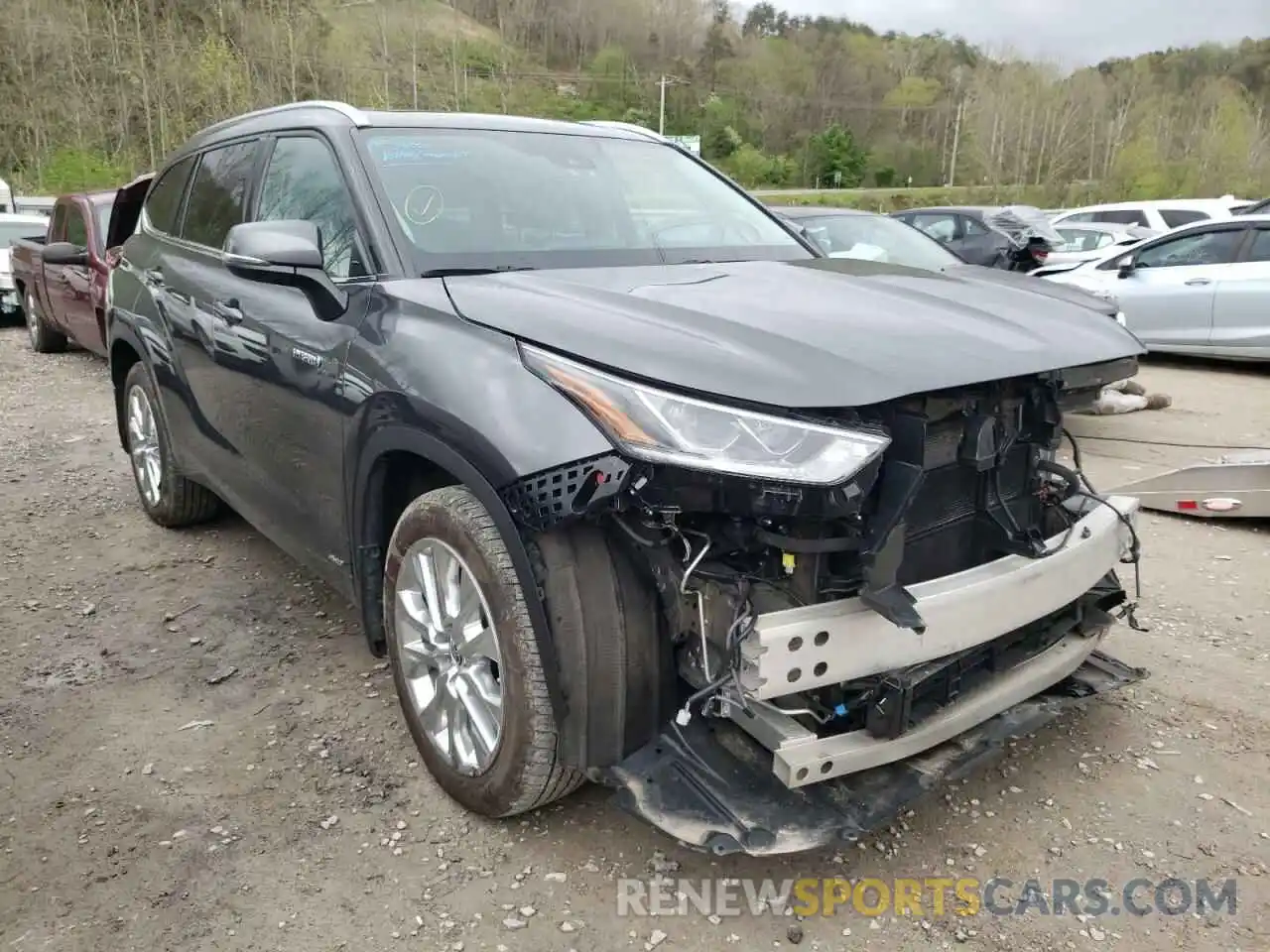 1 Photograph of a damaged car 5TDXBRCH8MS017100 TOYOTA HIGHLANDER 2021