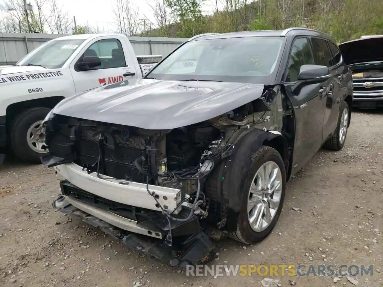 2 Photograph of a damaged car 5TDXBRCH8MS017100 TOYOTA HIGHLANDER 2021