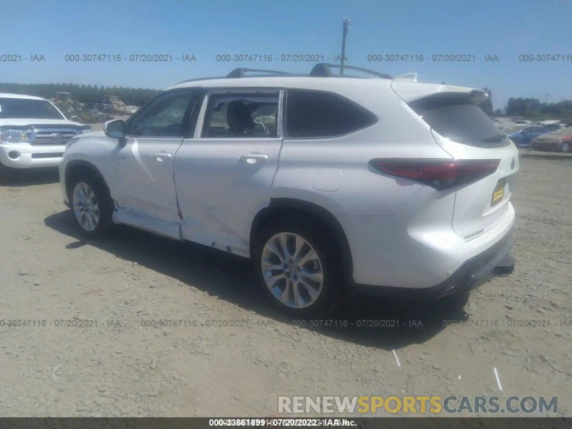 3 Photograph of a damaged car 5TDXBRCH9MS523860 TOYOTA HIGHLANDER 2021