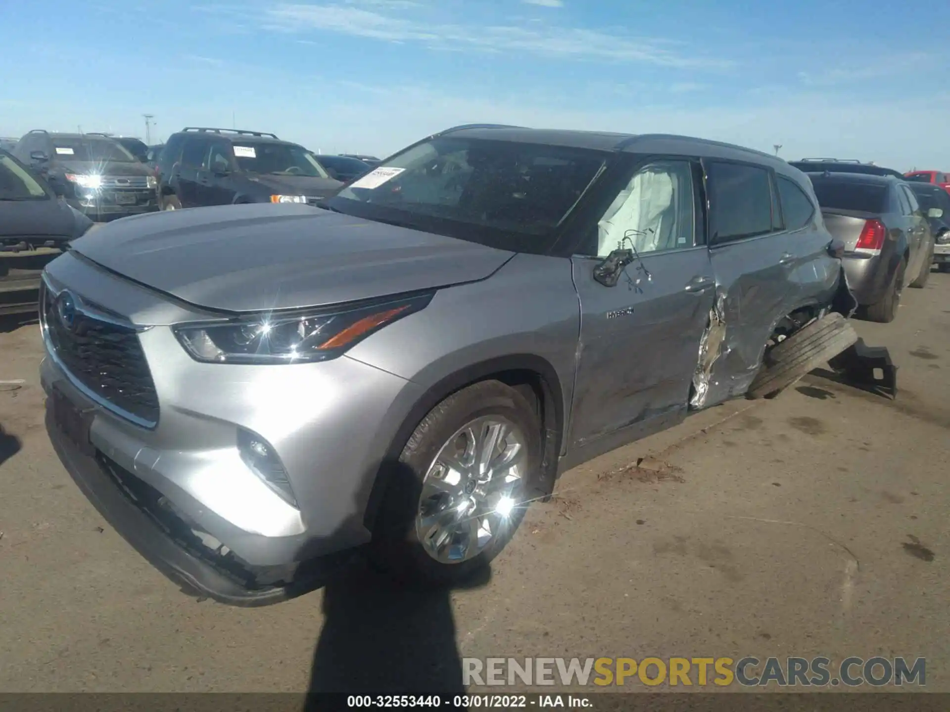 2 Photograph of a damaged car 5TDXBRCHXMS519543 TOYOTA HIGHLANDER 2021