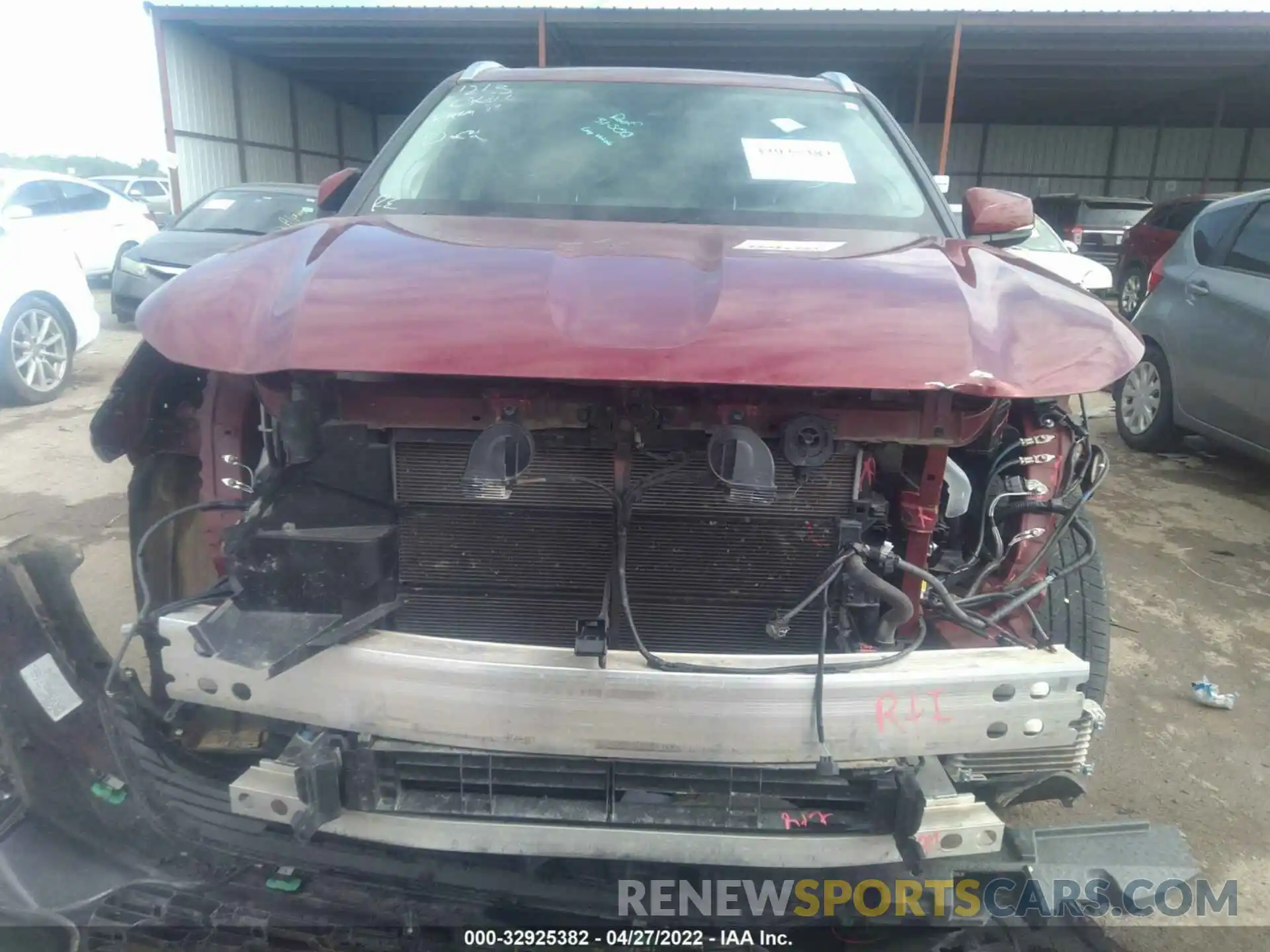 6 Photograph of a damaged car 5TDYARAH4MS005245 TOYOTA HIGHLANDER 2021