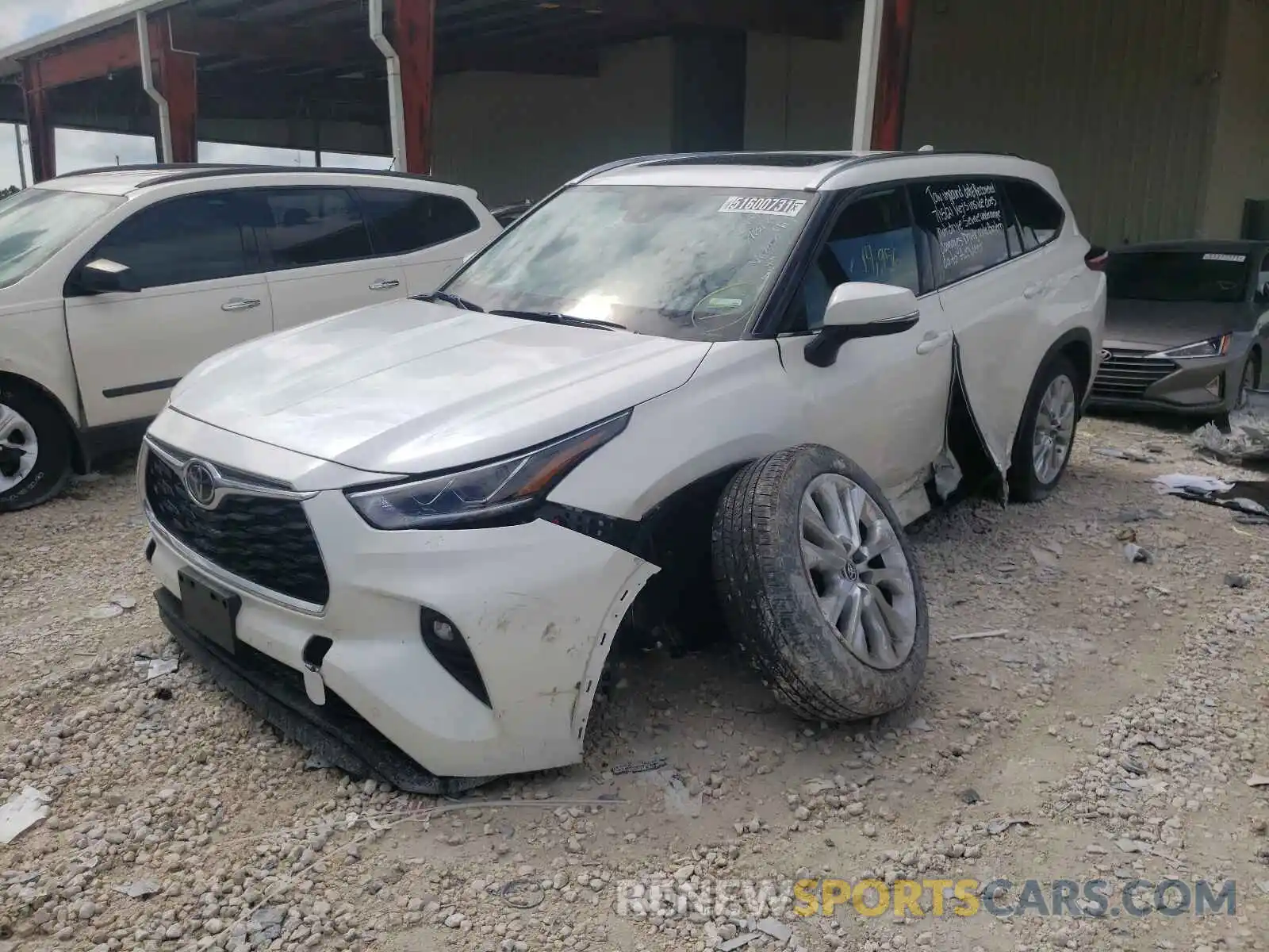 2 Photograph of a damaged car 5TDYZRAH1MS042200 TOYOTA HIGHLANDER 2021