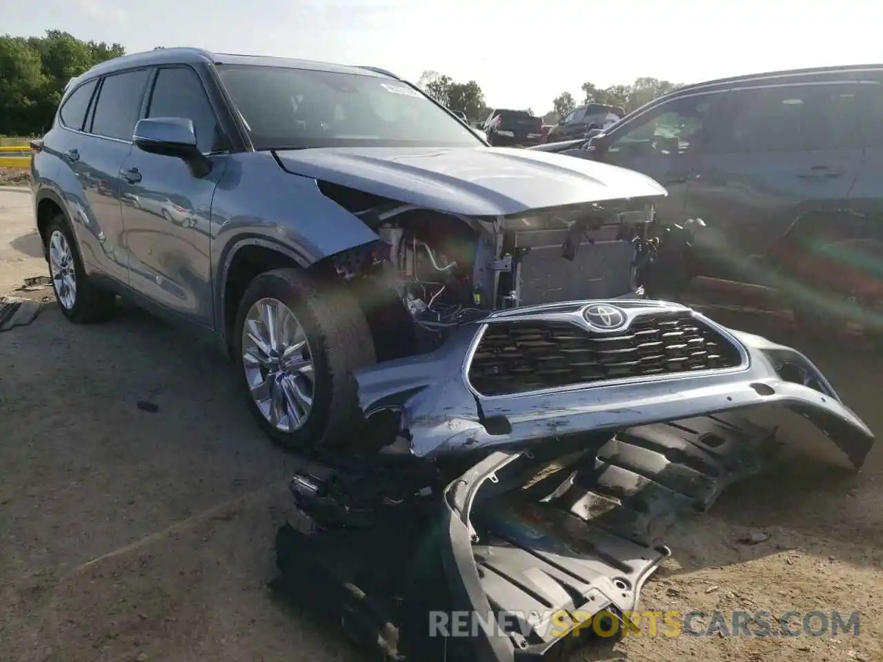 1 Photograph of a damaged car 5TDYZRAH1MS069963 TOYOTA HIGHLANDER 2021