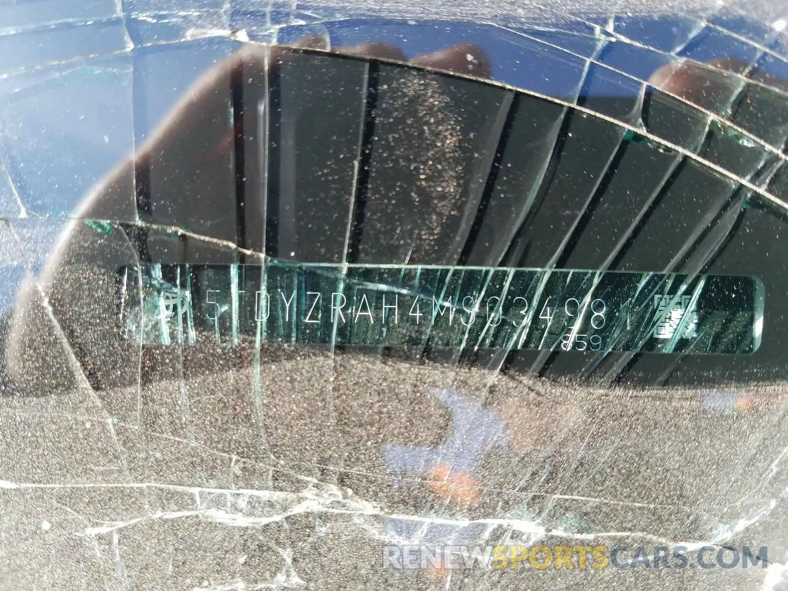 9 Photograph of a damaged car 5TDYZRAH4MS034981 TOYOTA HIGHLANDER 2021