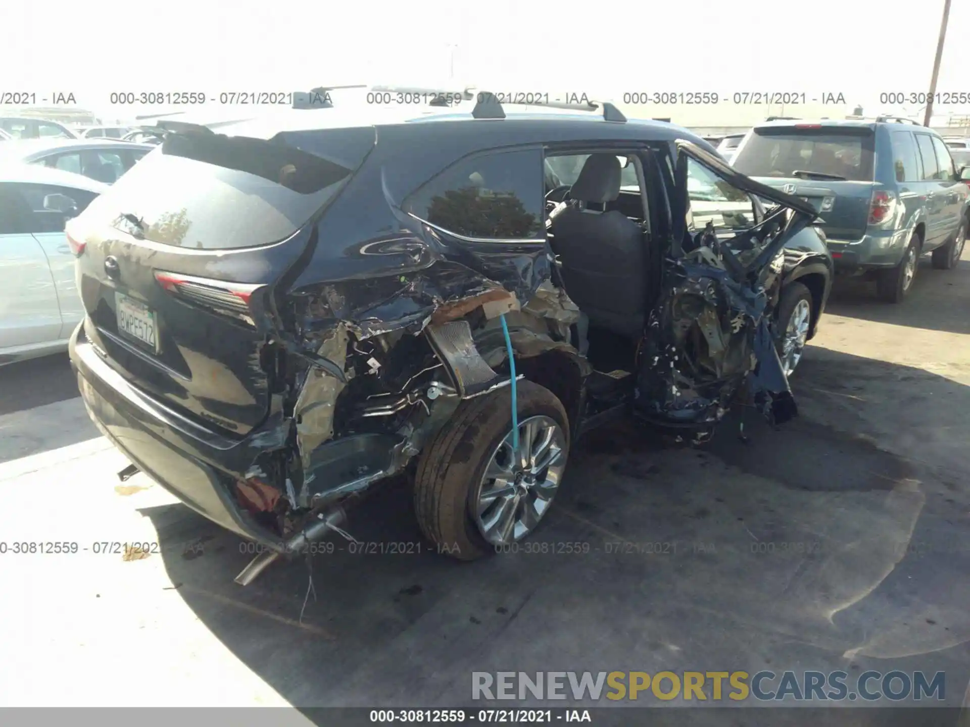 6 Photograph of a damaged car 5TDYZRAH5MS061154 TOYOTA HIGHLANDER 2021