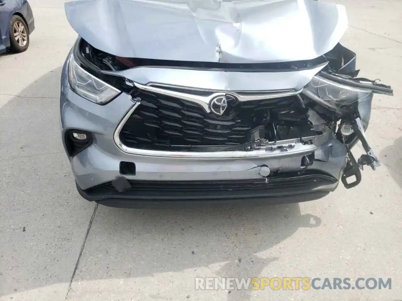 9 Photograph of a damaged car 5TDYZRAH6MS045738 TOYOTA HIGHLANDER 2021