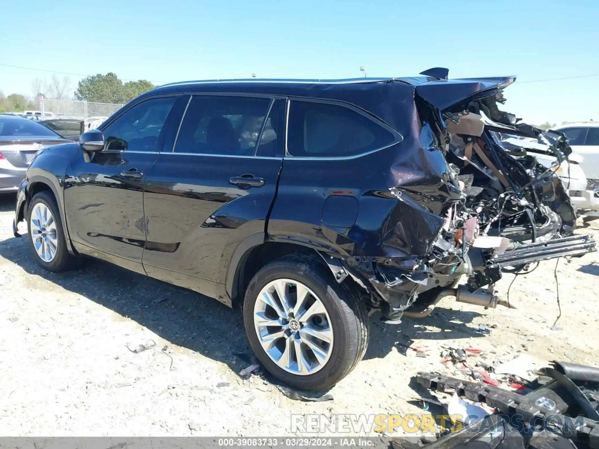 3 Photograph of a damaged car 5TDYZRAH7MS048213 TOYOTA HIGHLANDER 2021