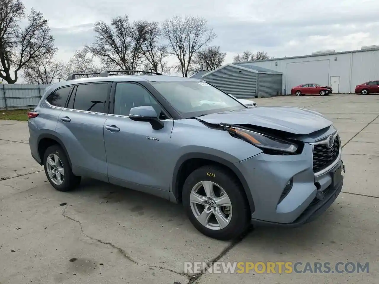 4 Photograph of a damaged car 5TDZARAH7MS006488 TOYOTA HIGHLANDER 2021