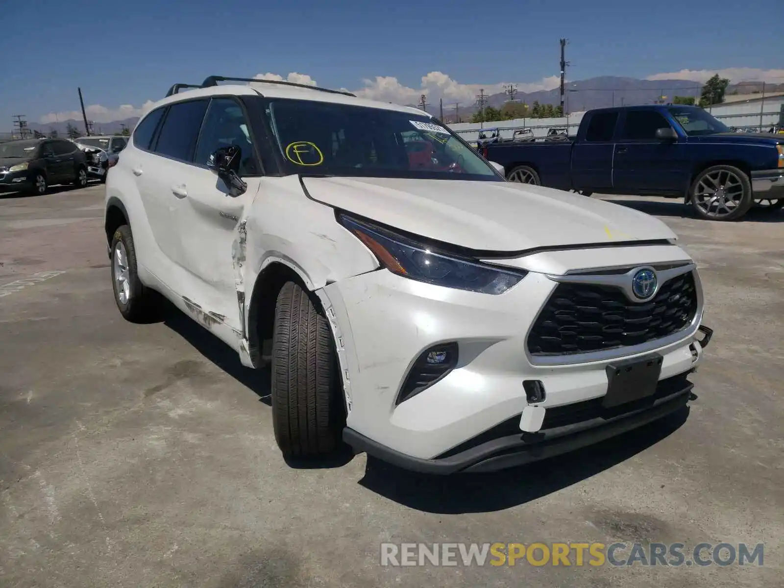 1 Photograph of a damaged car 5TDZARAHXMS506256 TOYOTA HIGHLANDER 2021