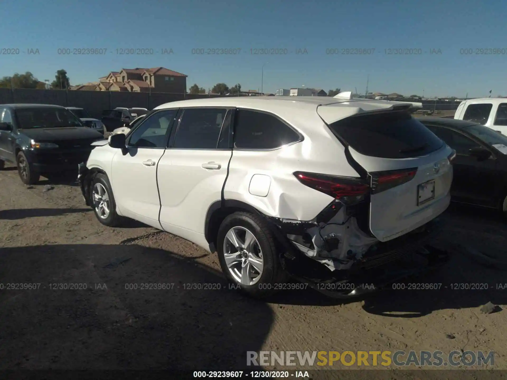 3 Photograph of a damaged car 5TDZZRAH0MS515864 TOYOTA HIGHLANDER 2021