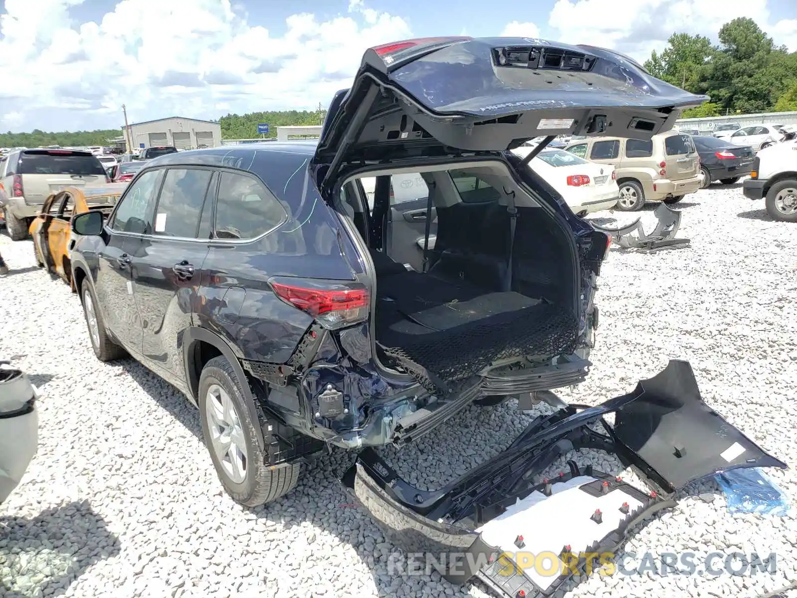 3 Photograph of a damaged car 5TDZZRAH1MS529112 TOYOTA HIGHLANDER 2021