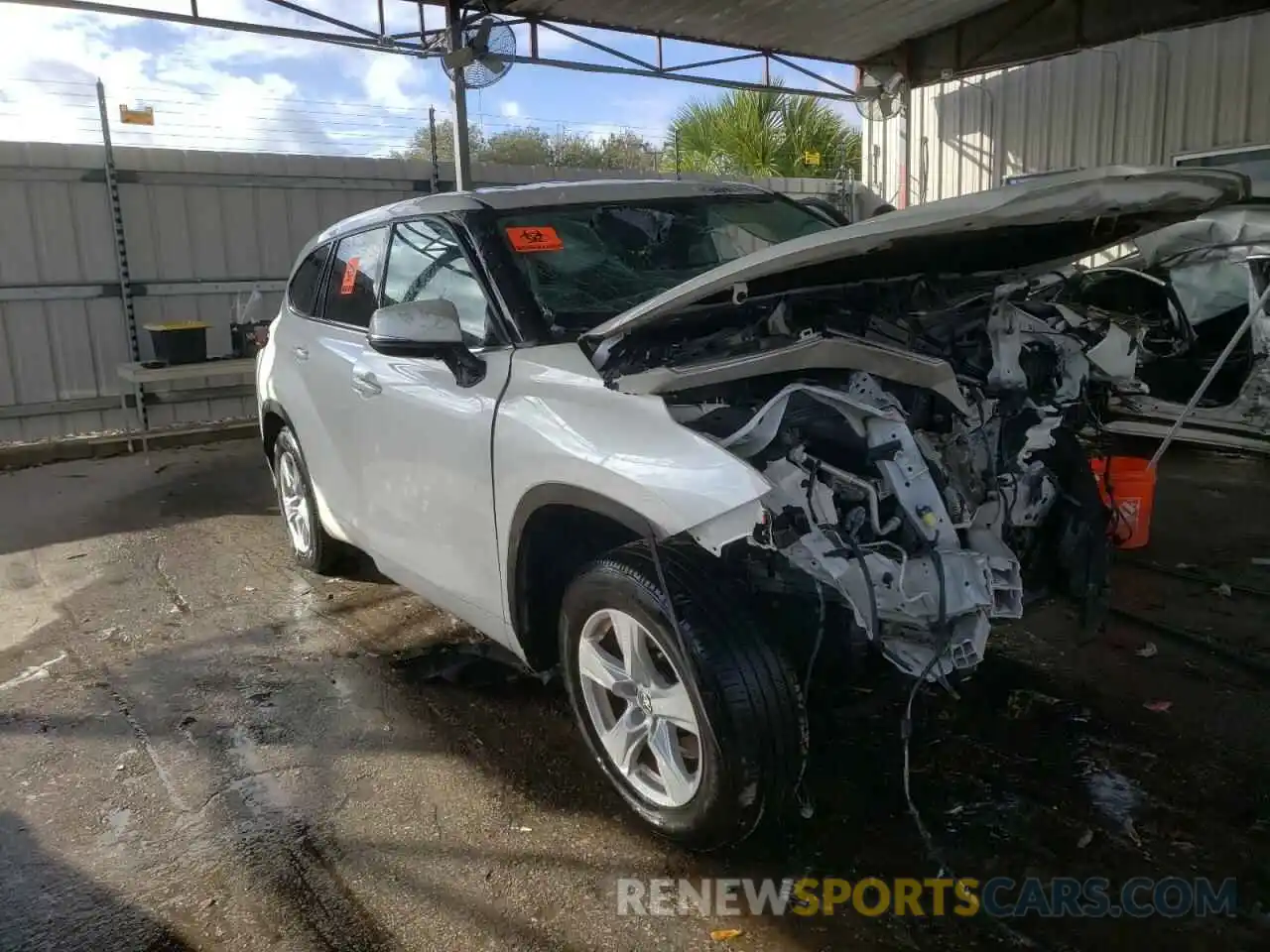 1 Photograph of a damaged car 5TDZZRAH2MS043554 TOYOTA HIGHLANDER 2021