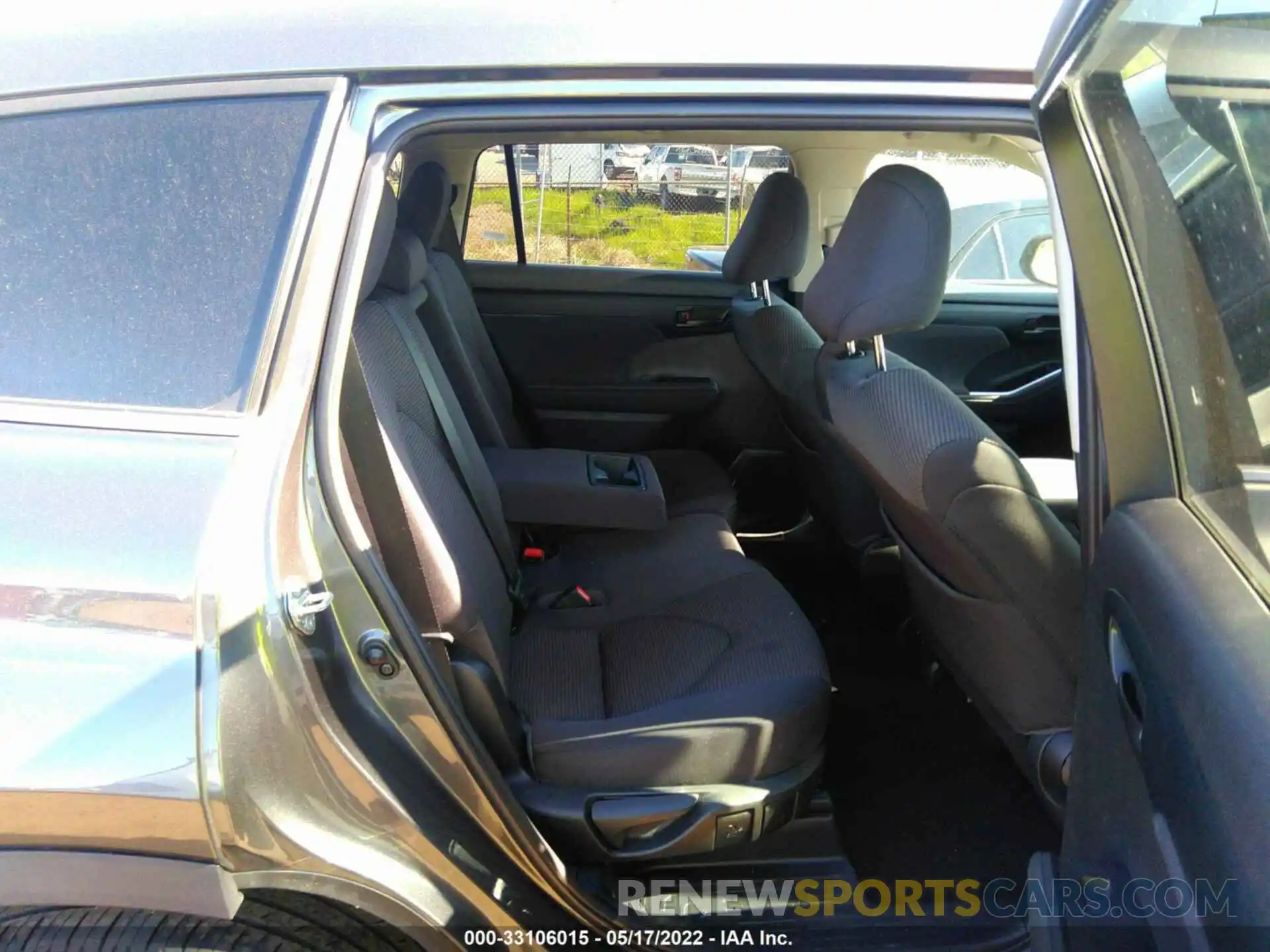 8 Photograph of a damaged car 5TDZZRAH2MS060399 TOYOTA HIGHLANDER 2021