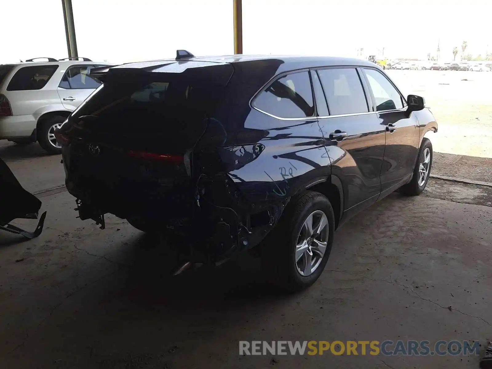 4 Photograph of a damaged car 5TDZZRAH2MS517406 TOYOTA HIGHLANDER 2021