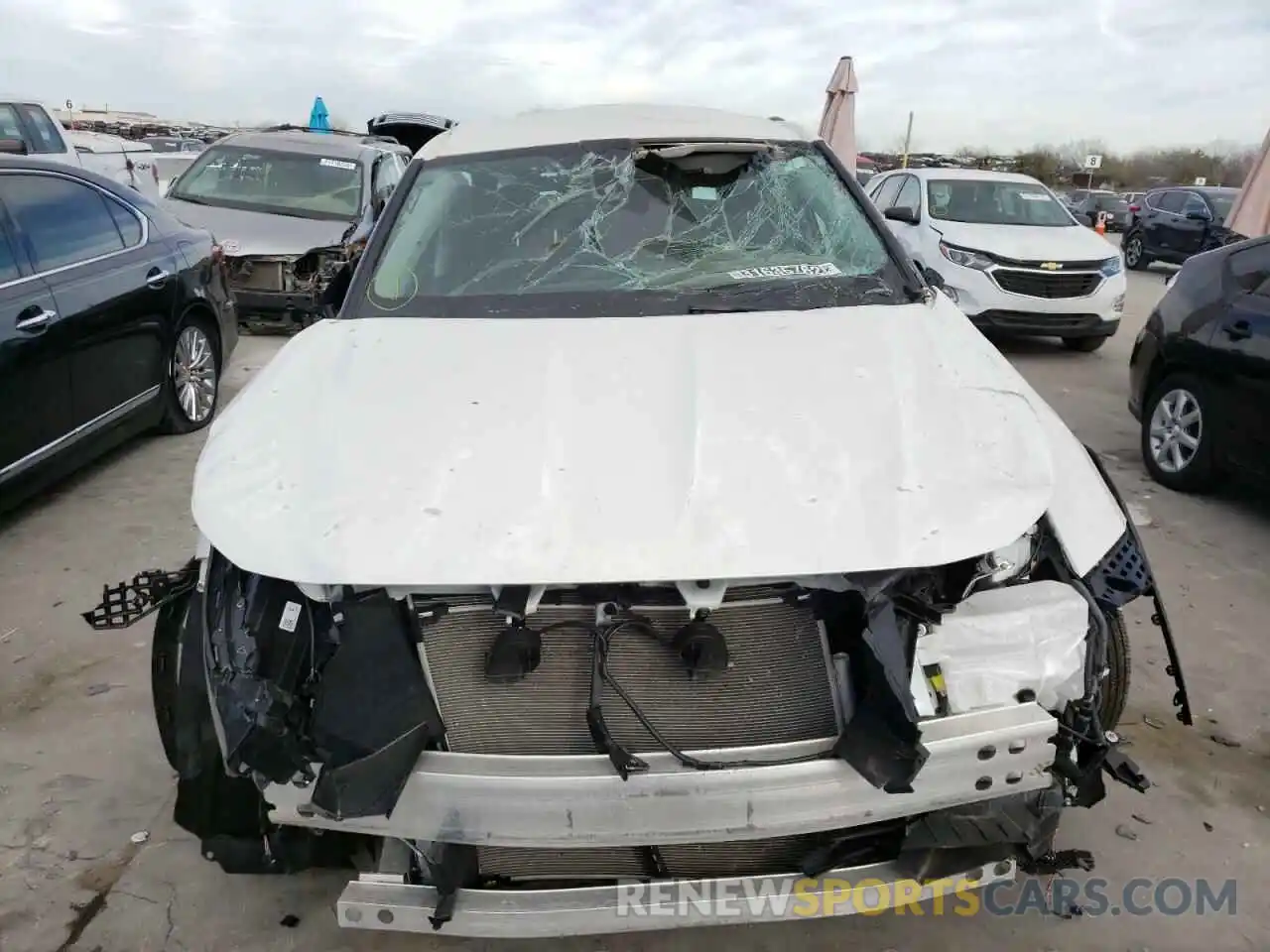 9 Photograph of a damaged car 5TDZZRAH3MS065711 TOYOTA HIGHLANDER 2021