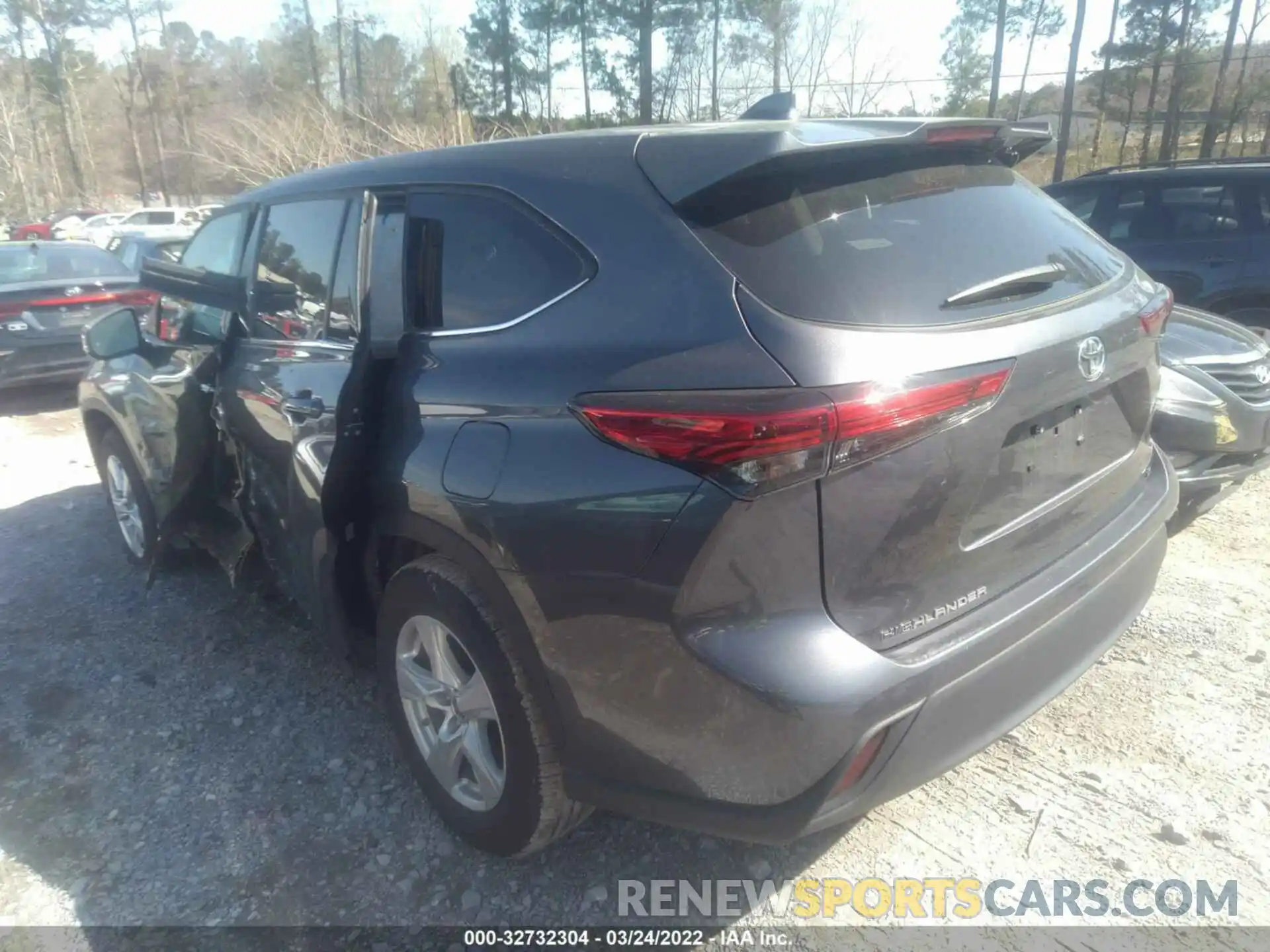 3 Photograph of a damaged car 5TDZZRAH3MS065790 TOYOTA HIGHLANDER 2021